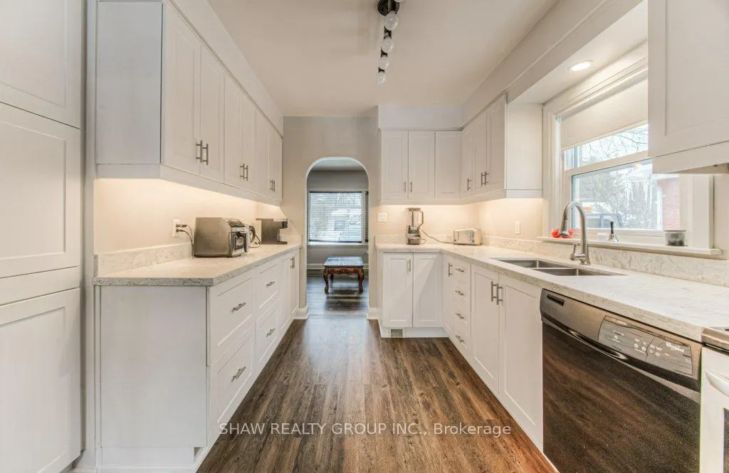 Photo 6 of 39 Turner Avenue, Kitchener — HOMEH