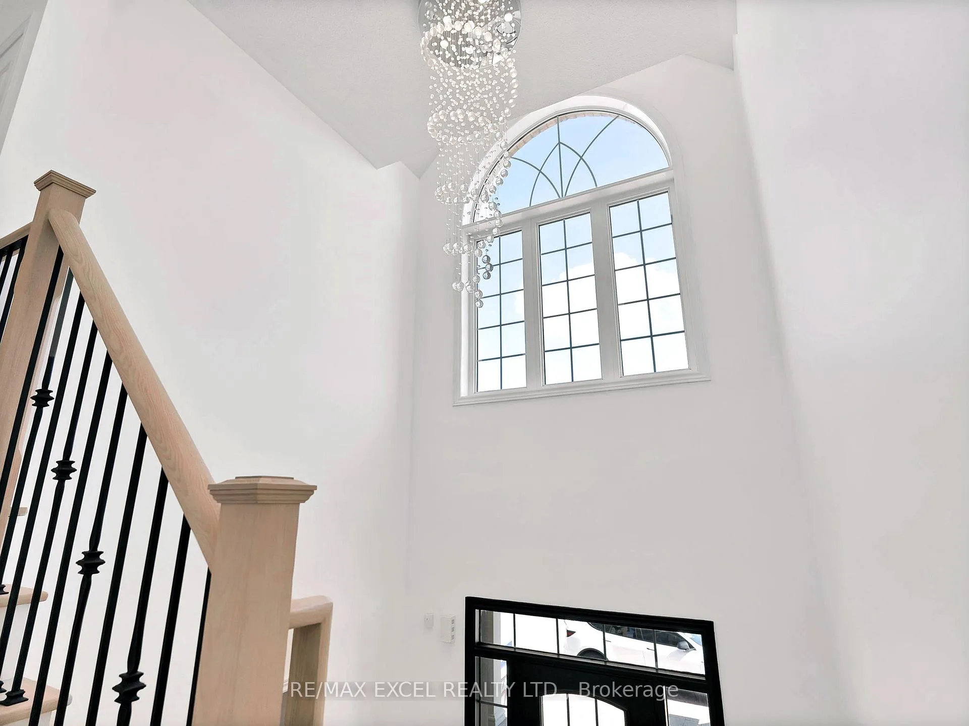 Photo 20 of 322 Barons Street, Vaughan, Kleinburg — HOMEH