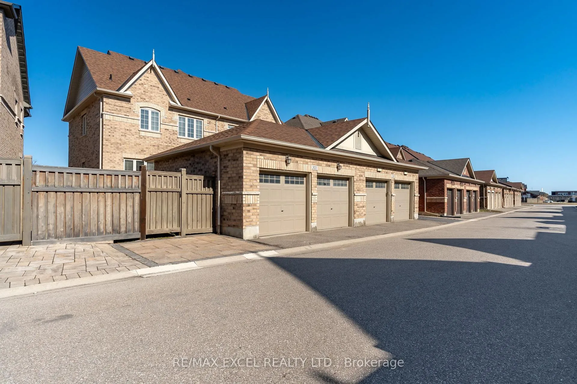 Photo 38 of 322 Barons Street, Vaughan, Kleinburg — HOMEH
