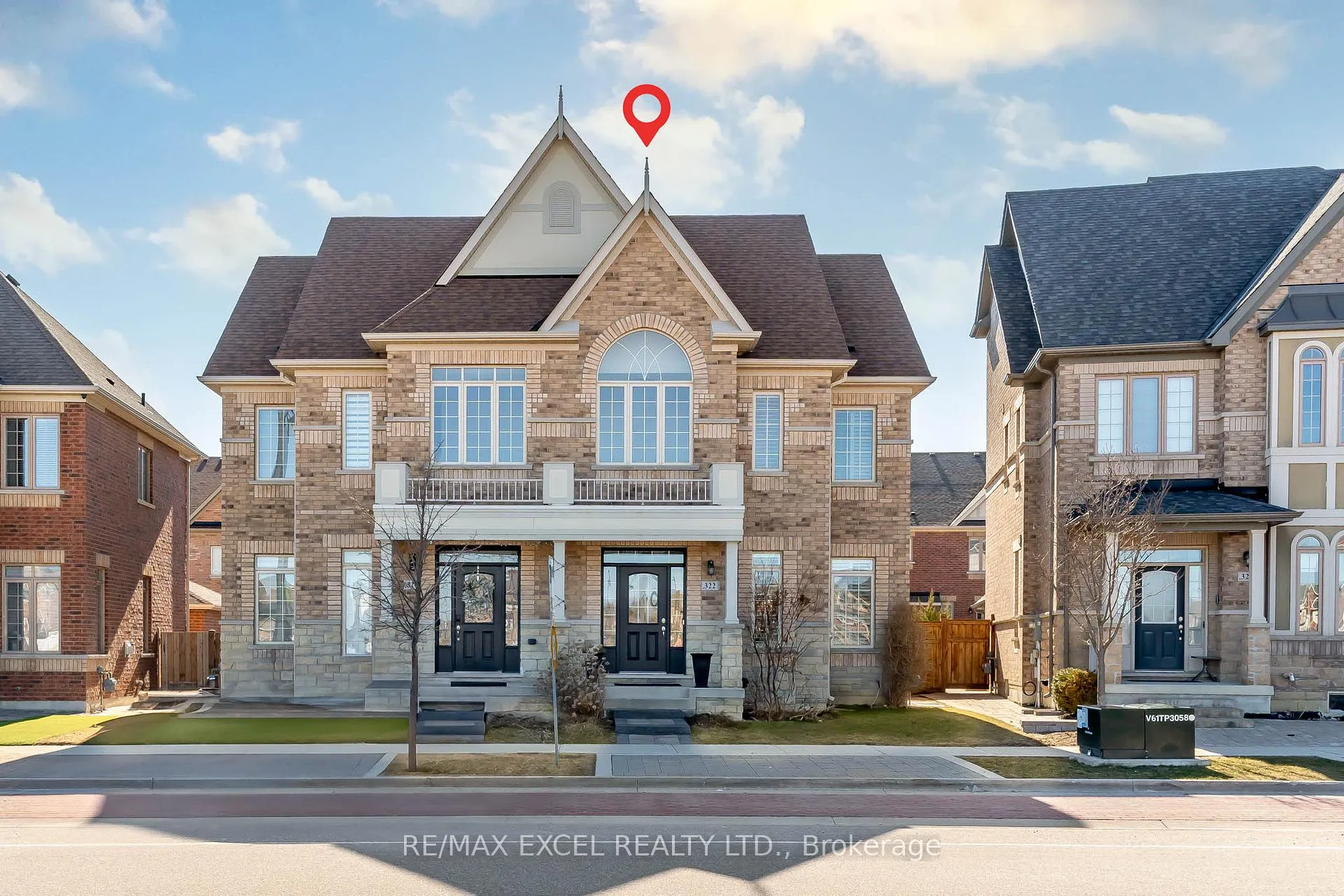 Photo 41 of 322 Barons Street, Vaughan, Kleinburg — HOMEH