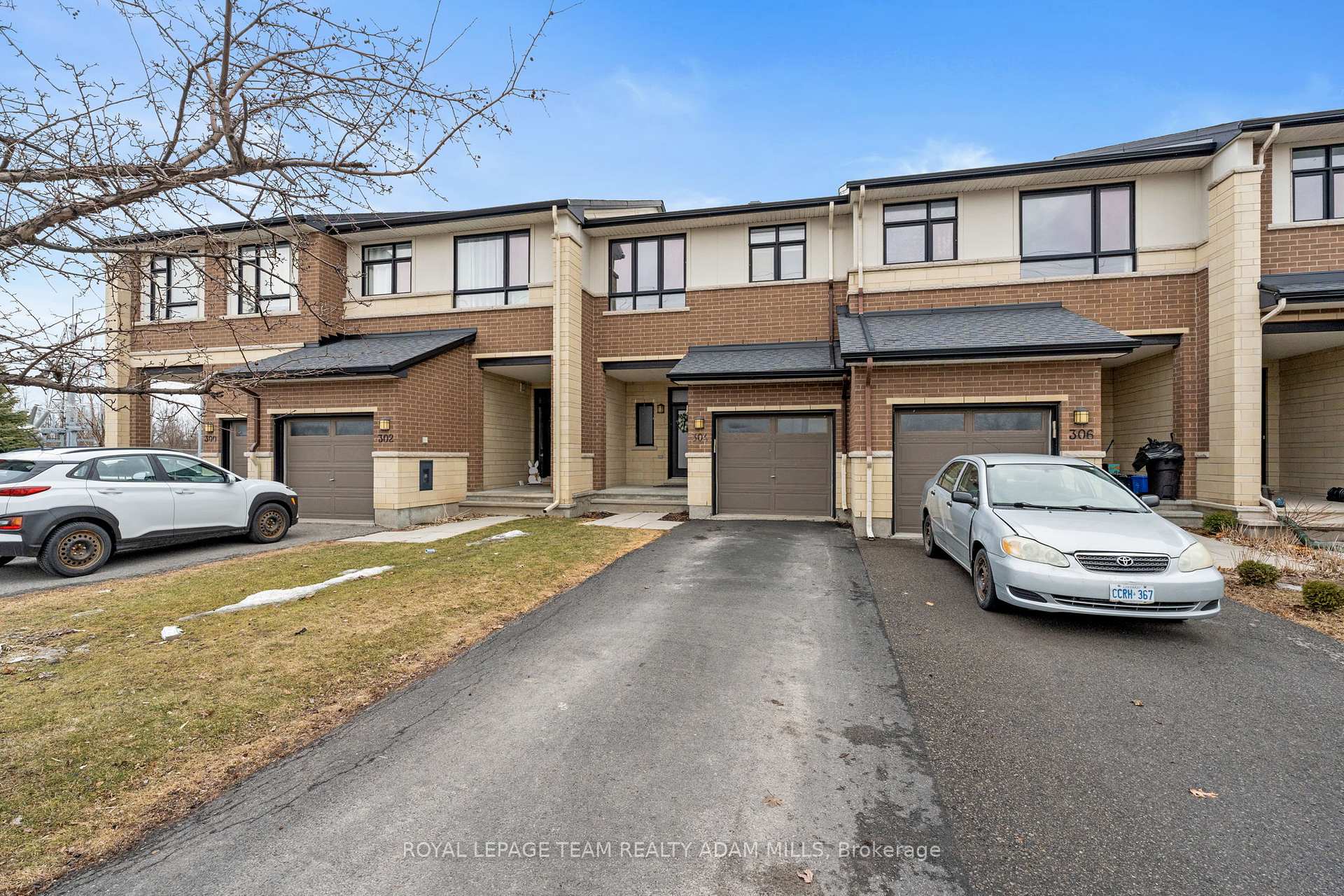 Photo 3 of 304 Cooks Mill Crescent, Ottawa, Riverside South — HOMEH