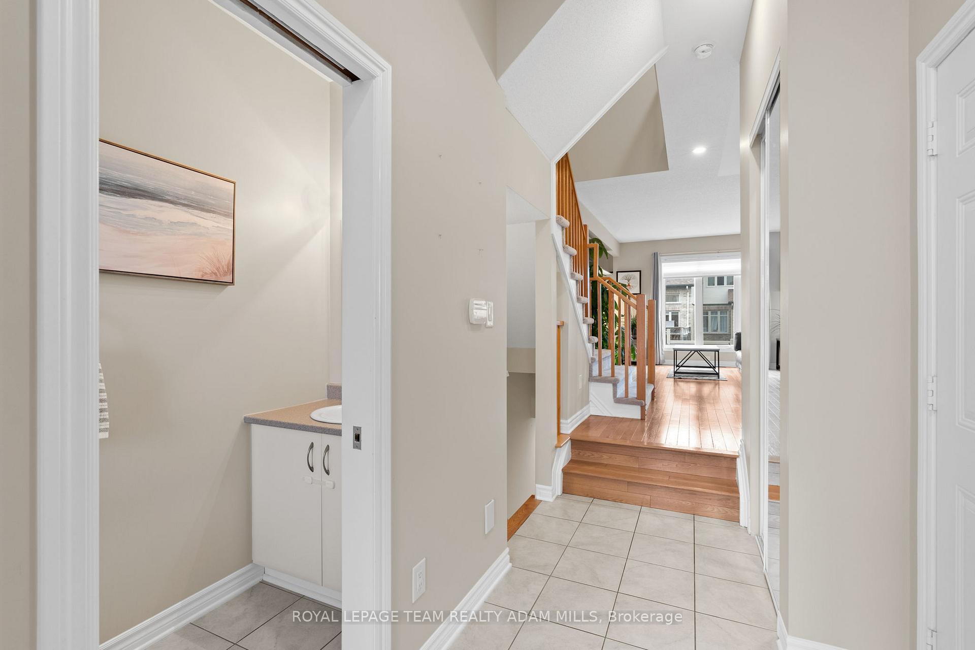 Photo 6 of 304 Cooks Mill Crescent, Ottawa, Riverside South — HOMEH