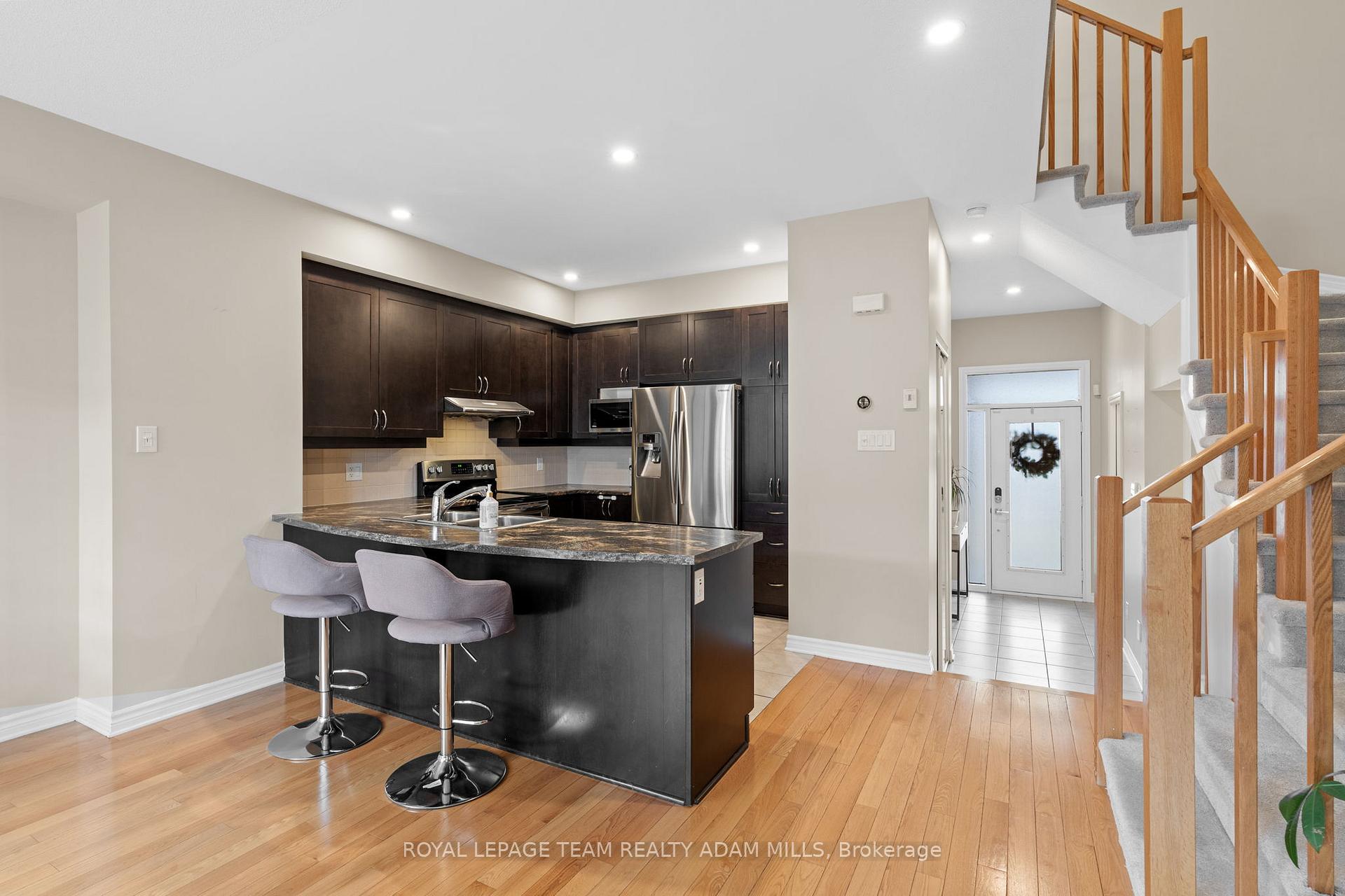 Photo 8 of 304 Cooks Mill Crescent, Ottawa, Riverside South — HOMEH