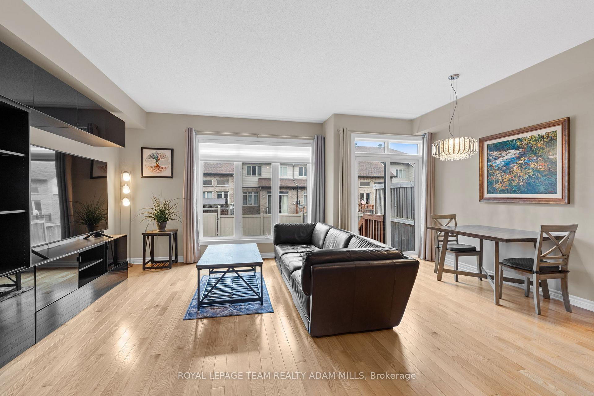 Photo 13 of 304 Cooks Mill Crescent, Ottawa, Riverside South — HOMEH