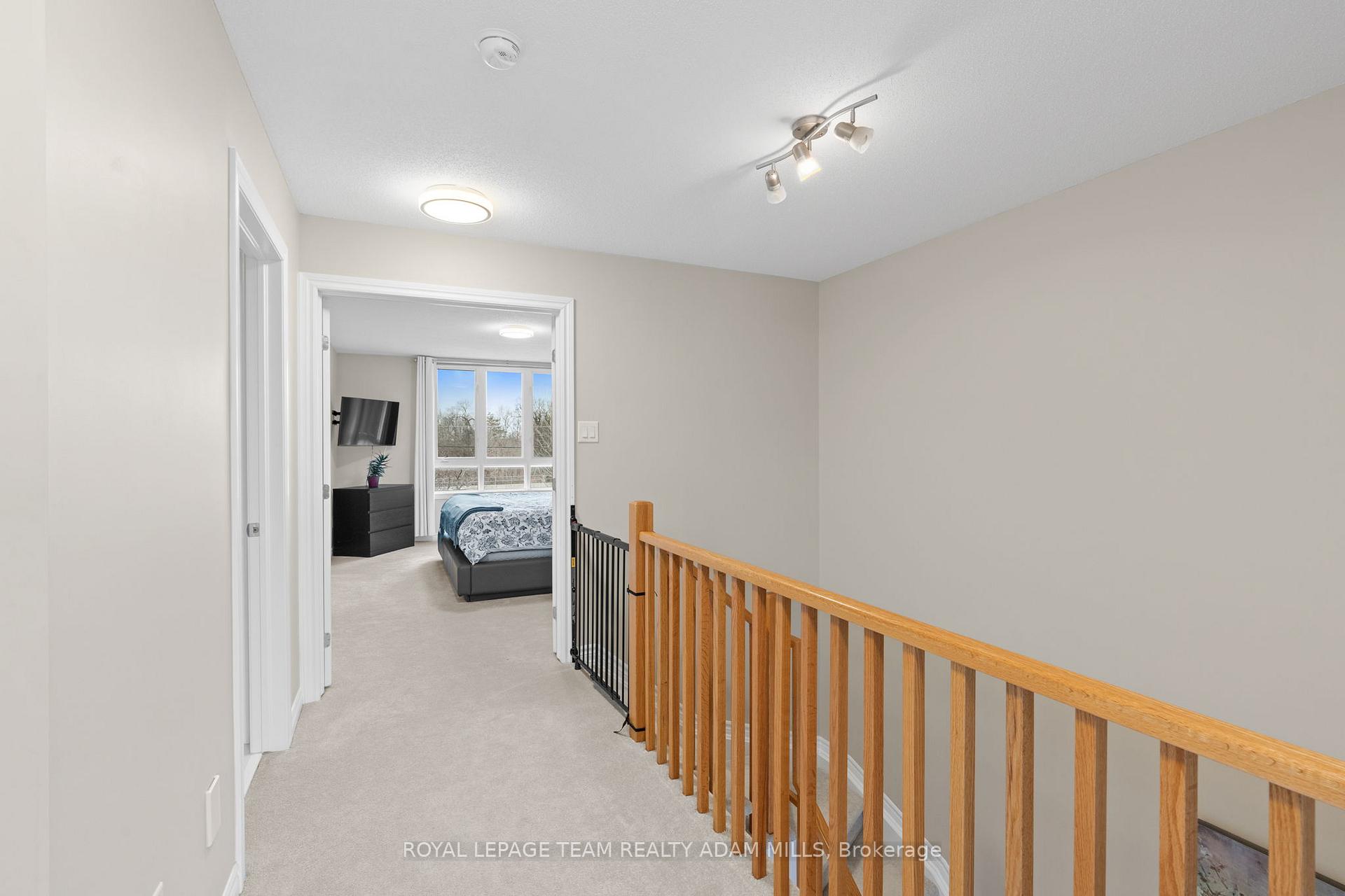 Photo 20 of 304 Cooks Mill Crescent, Ottawa, Riverside South — HOMEH