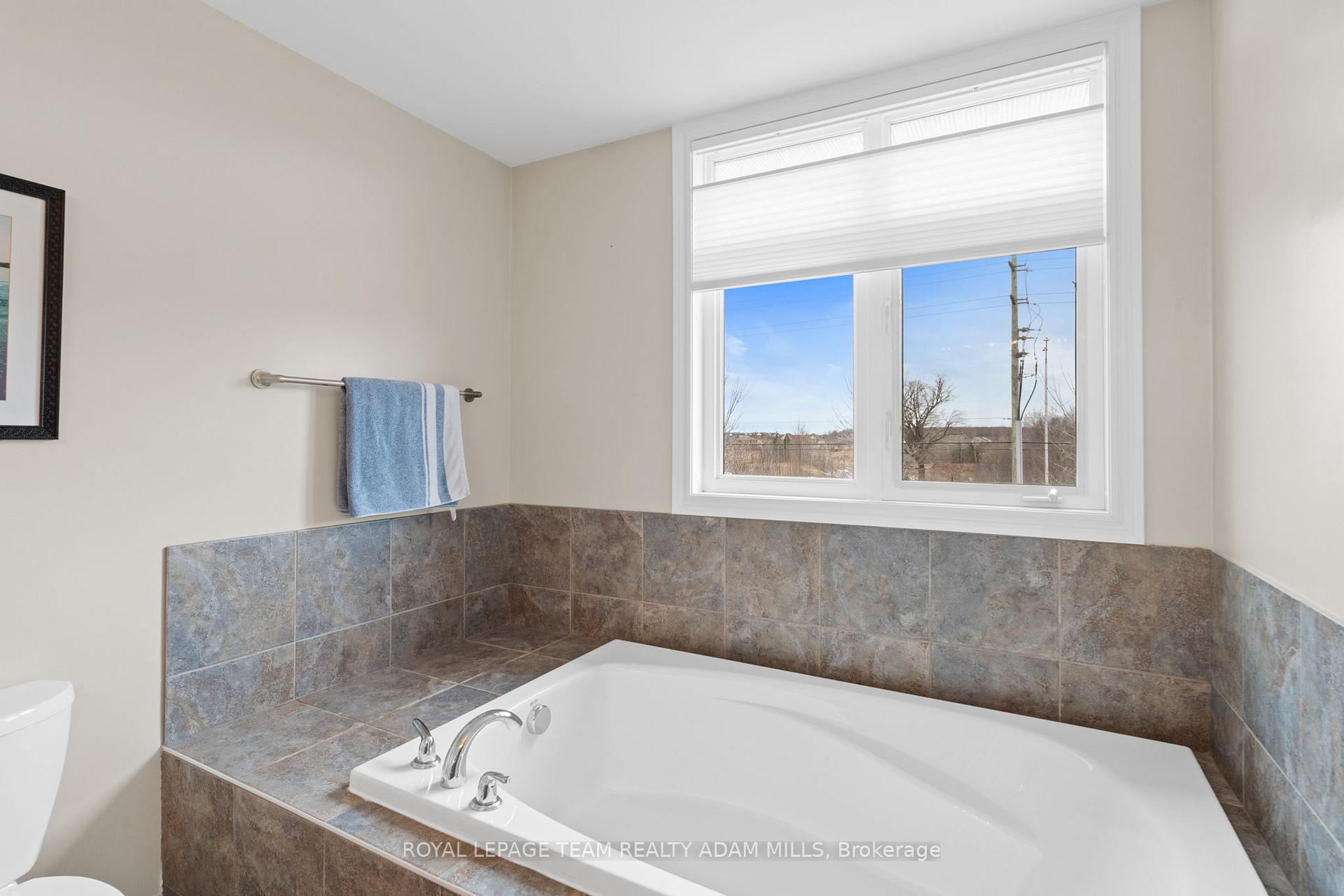 Photo 26 of 304 Cooks Mill Crescent, Ottawa, Riverside South — HOMEH