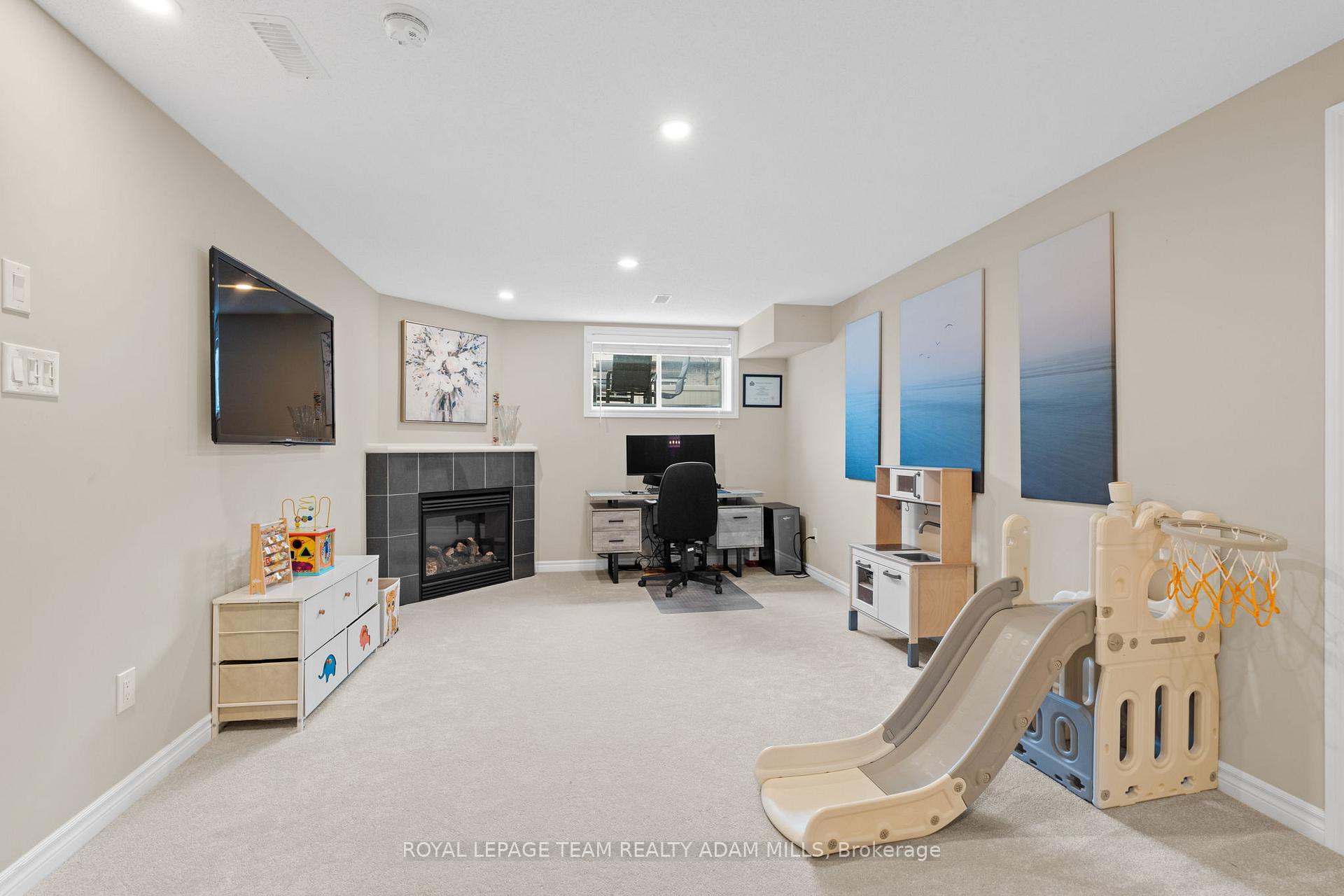 Photo 35 of 304 Cooks Mill Crescent, Ottawa, Riverside South — HOMEH