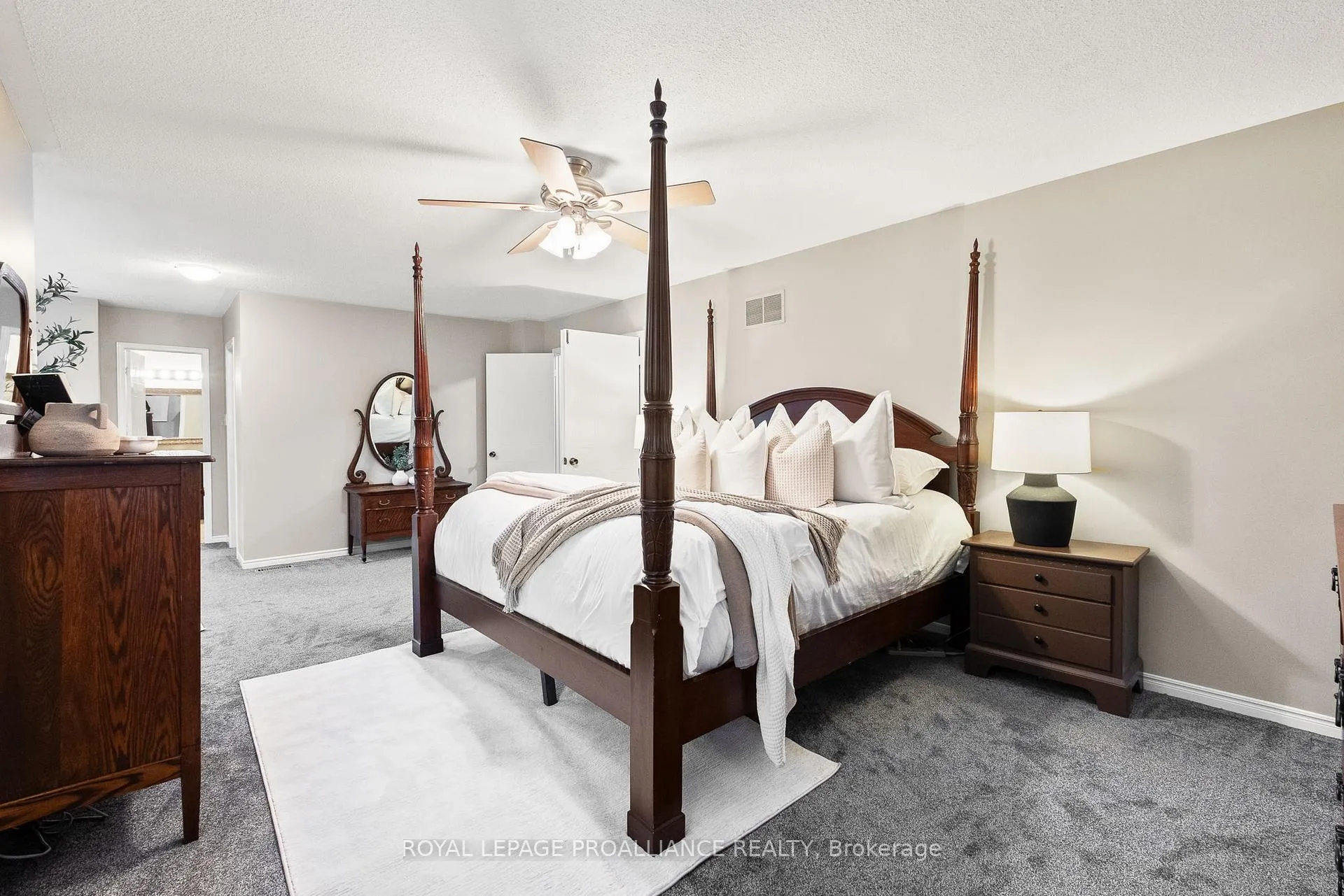 Photo 27 of 851 Chipping Park Boulevard, Cobourg — HOMEH