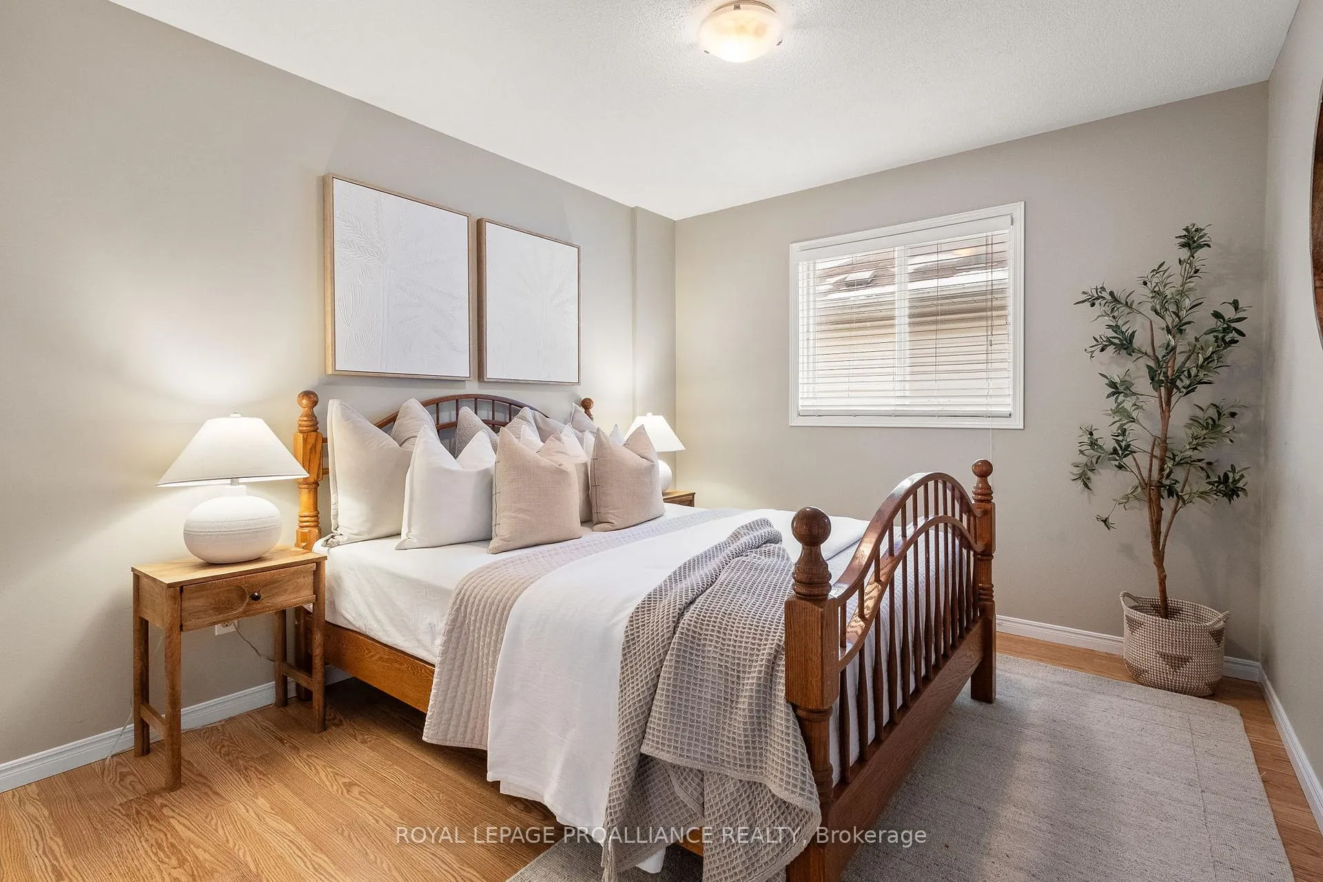 Photo 30 of 851 Chipping Park Boulevard, Cobourg — HOMEH