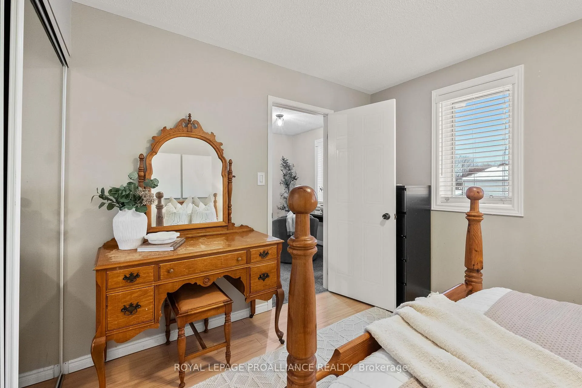 Photo 36 of 851 Chipping Park Boulevard, Cobourg — HOMEH