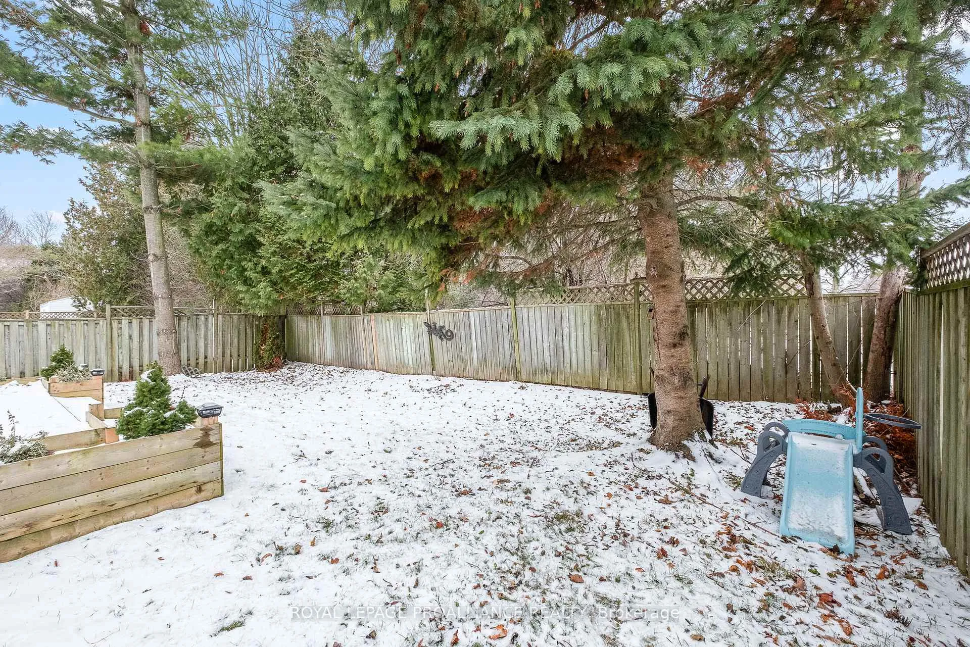 Photo 41 of 851 Chipping Park Boulevard, Cobourg — HOMEH