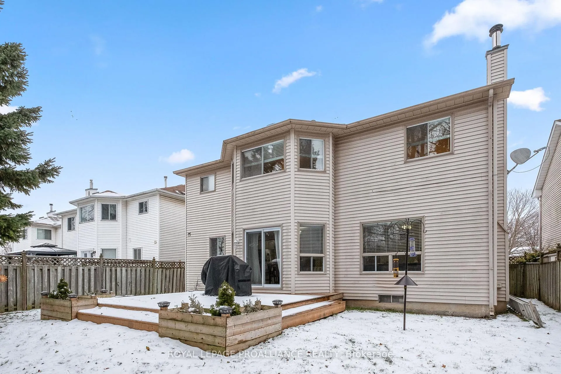 Photo 42 of 851 Chipping Park Boulevard, Cobourg — HOMEH