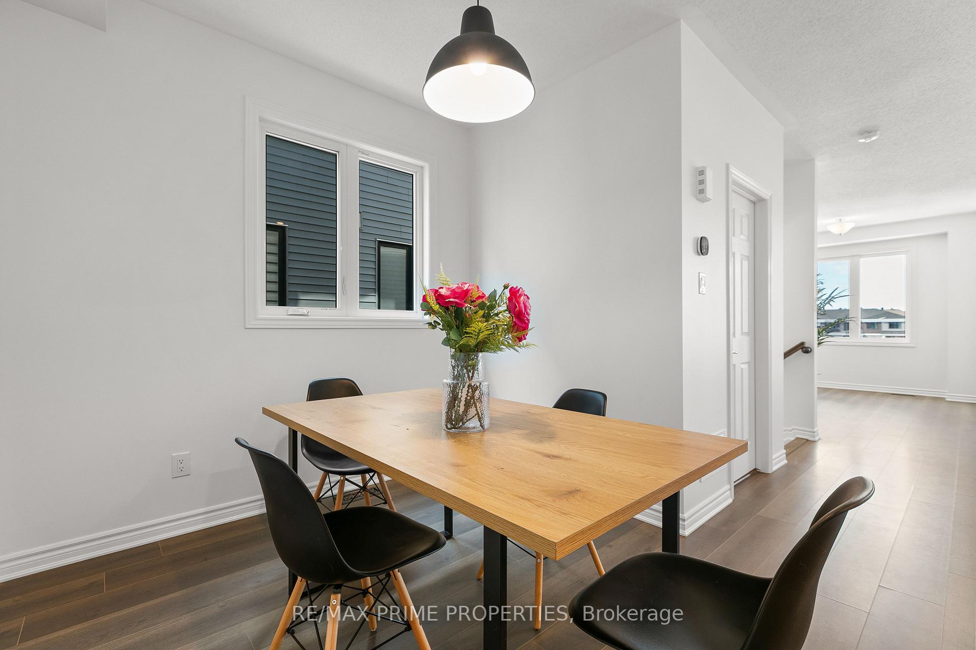 Photo 14 of 606 Bellatrix Walk, Ottawa, Barrhaven - Half Moon Bay — HOMEH