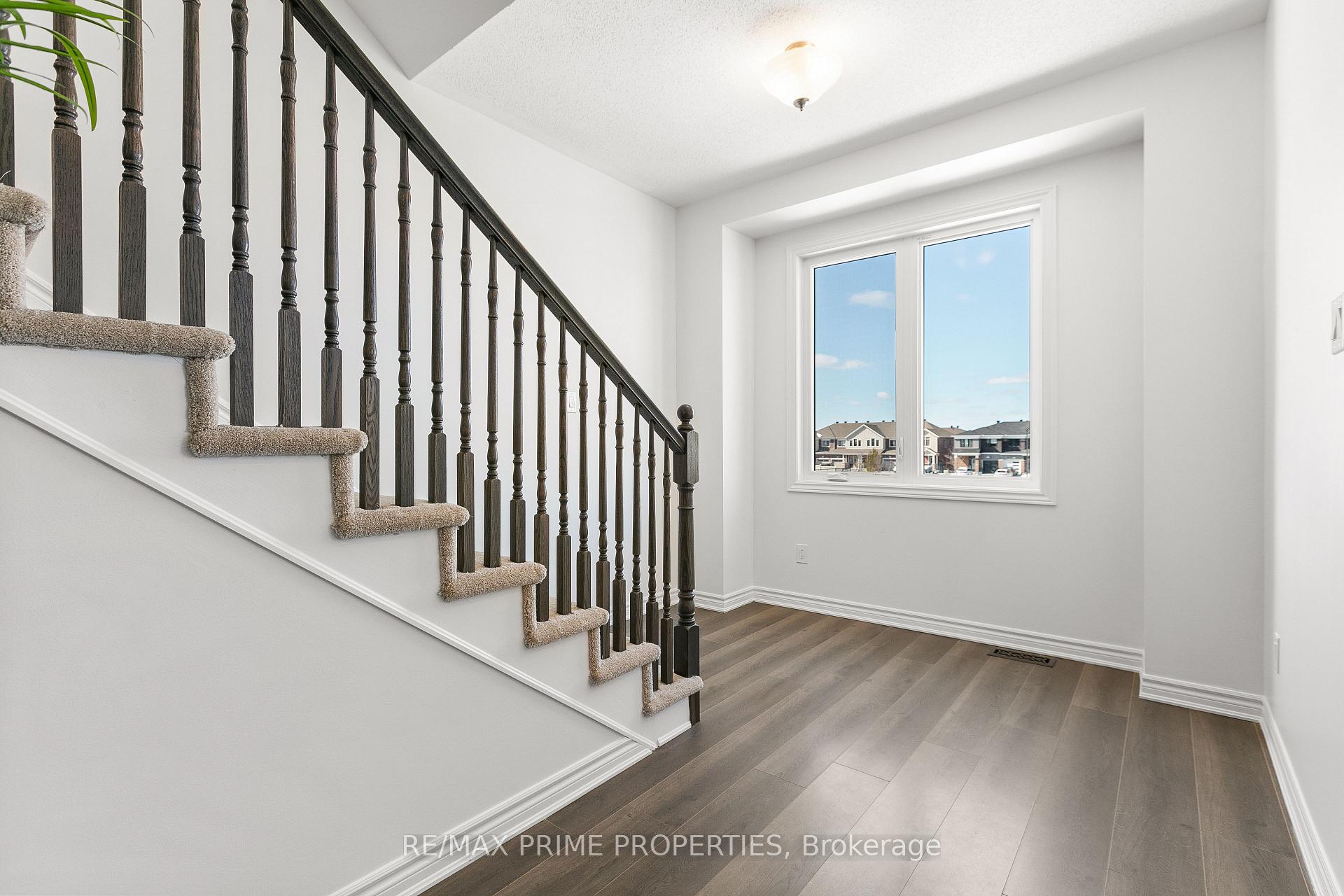 Photo 18 of 606 Bellatrix Walk, Ottawa, Barrhaven - Half Moon Bay — HOMEH