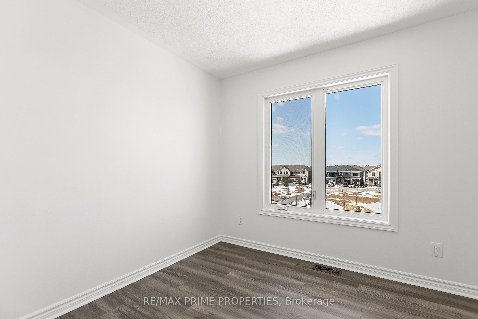Photo 28 of 606 Bellatrix Walk, Ottawa, Barrhaven - Half Moon Bay — HOMEH