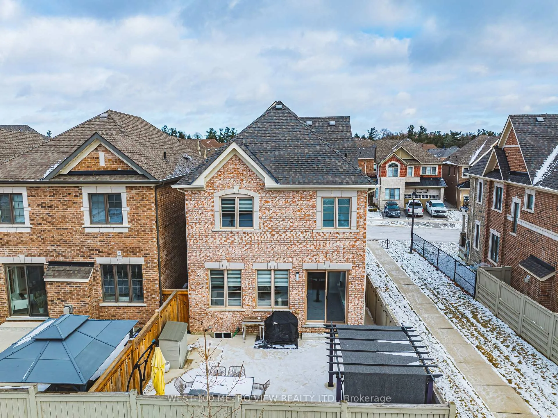 Photo 22 of 68 Lacrosse Trail, Vaughan, Kleinburg — HOMEH