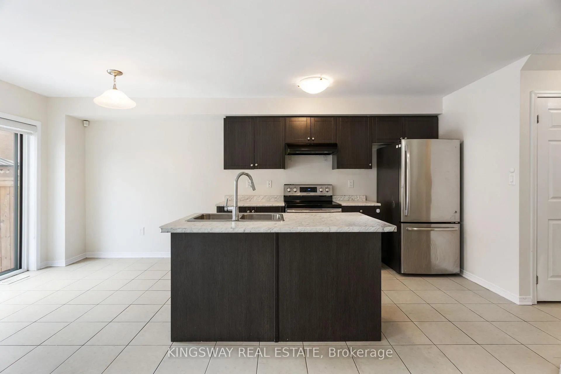 Photo 7 of 125 Thompson Road, Haldimand — HOMEH