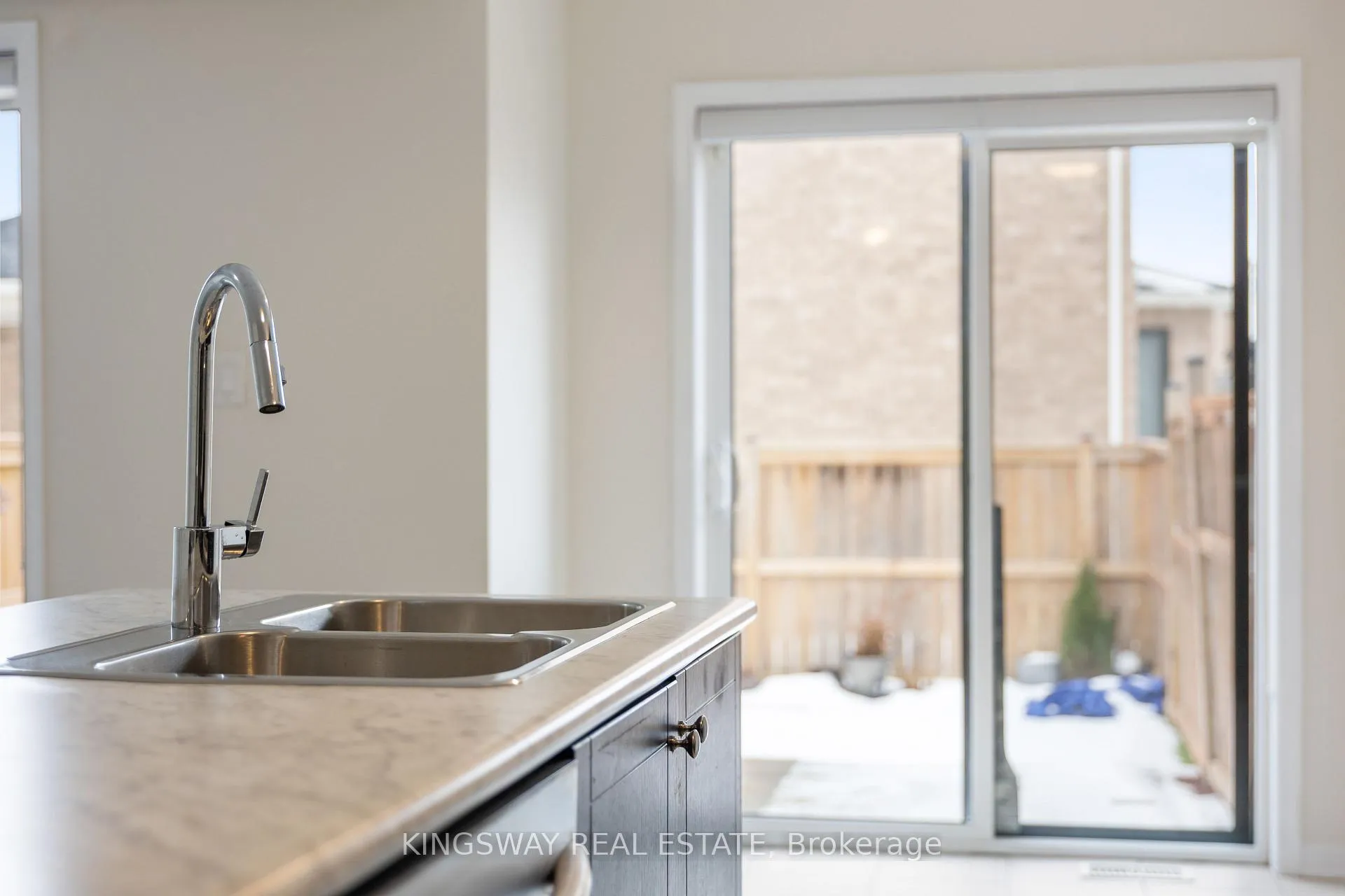 Photo 12 of 125 Thompson Road, Haldimand — HOMEH