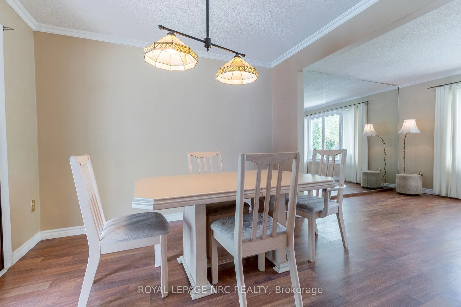 Photo 7 of 7404 Sandy Court, Niagara Falls, Oldfield — HOMEH