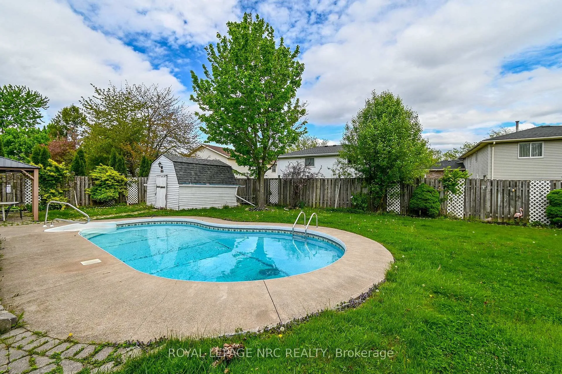 Photo 27 of 7404 Sandy Court, Niagara Falls, Oldfield — HOMEH