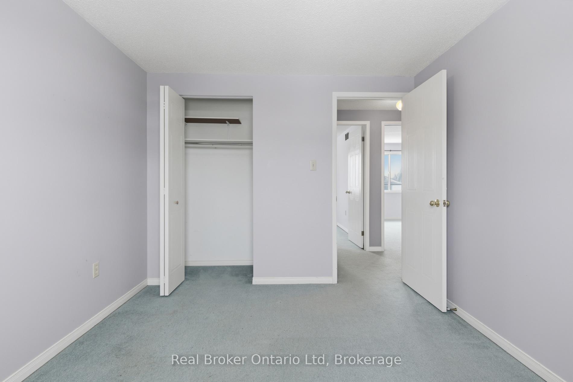 Photo 8 of 24 Moss Place, Guelph, Kortright West — HOMEH