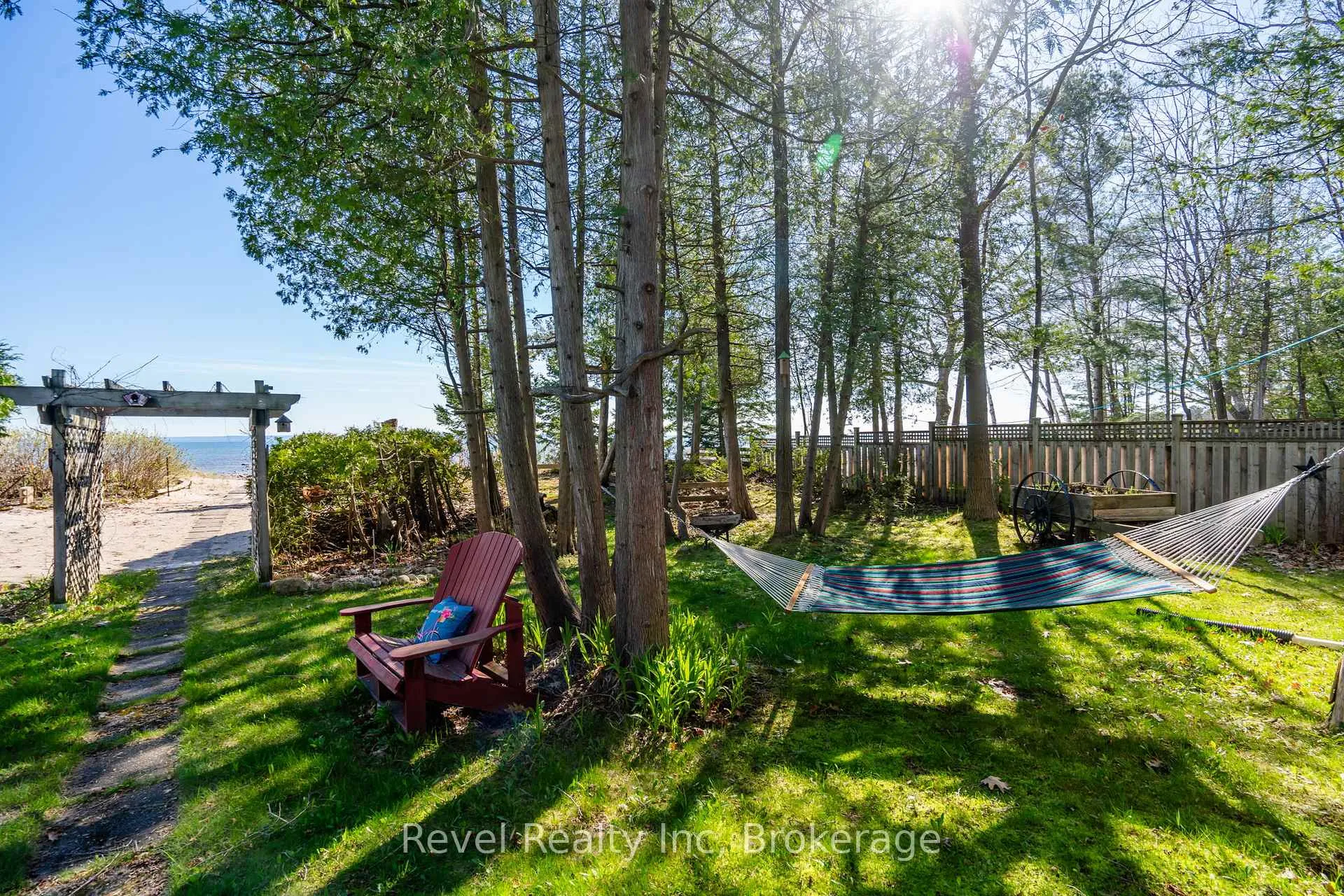 Photo 12 of 1336 Tiny Beaches Road N, Tiny, Rural Tiny — HOMEH