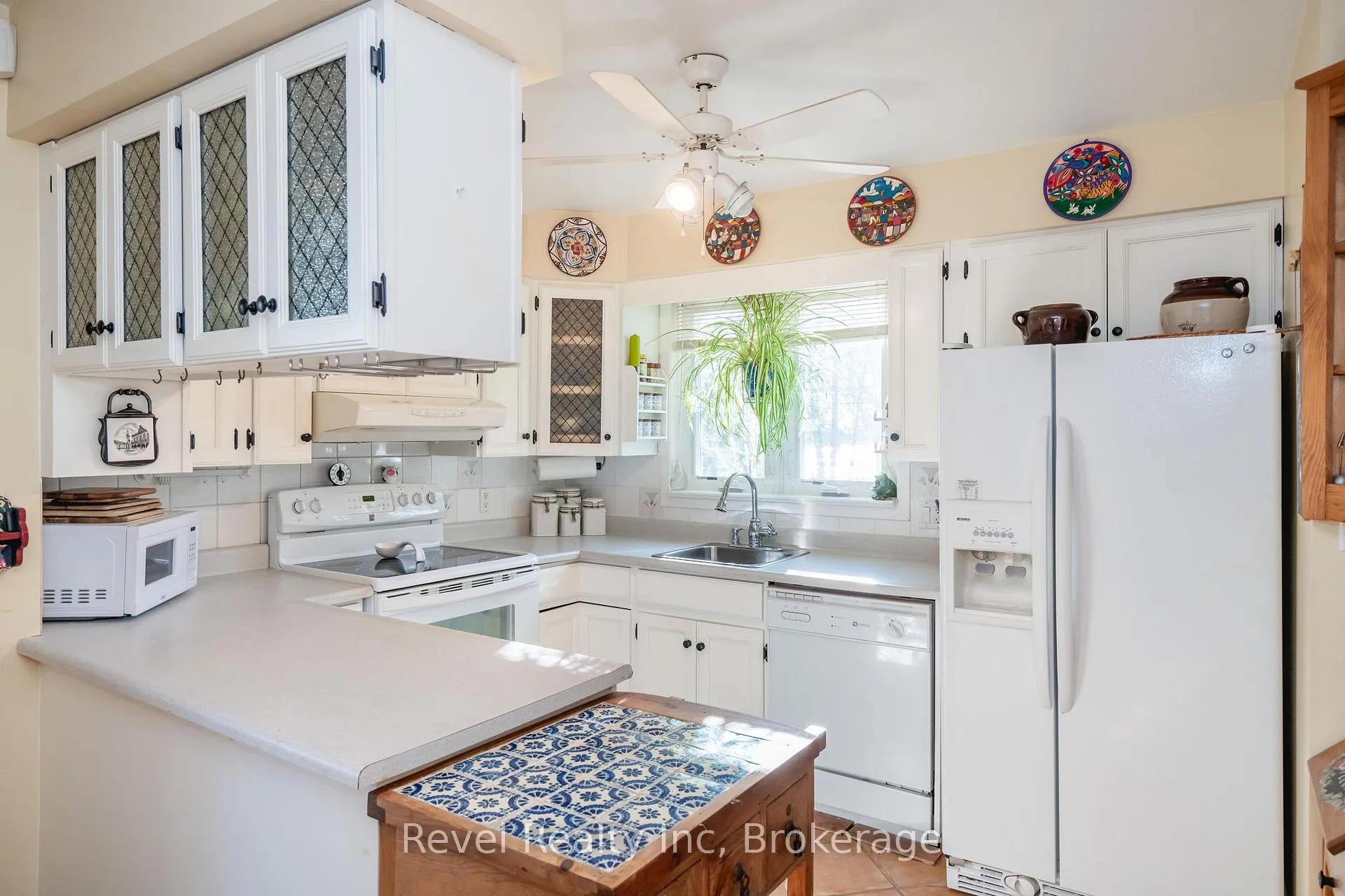 Photo 13 of 1336 Tiny Beaches Road N, Tiny, Rural Tiny — HOMEH