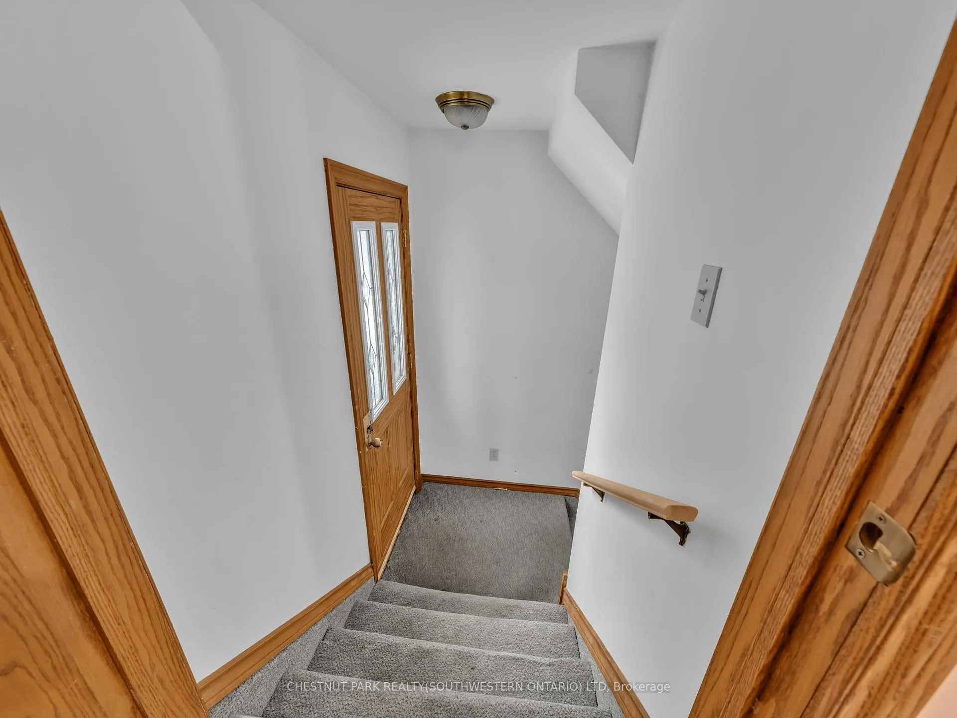 Photo 11 of 2311 University Avenue W, Windsor — HOMEH