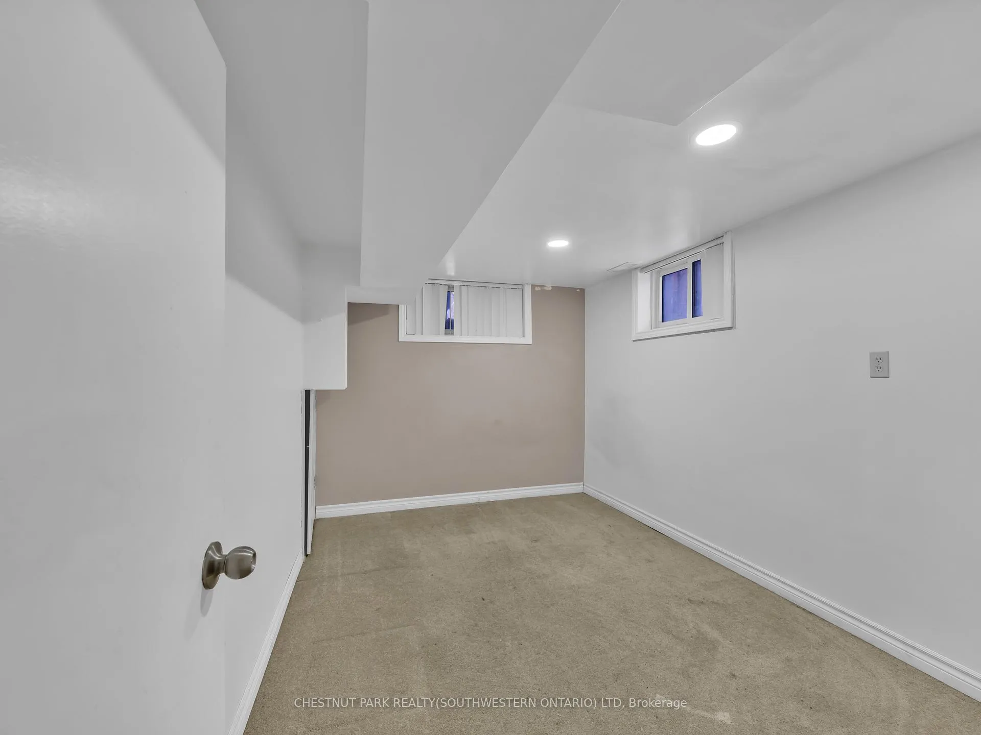 Photo 37 of 2311 University Avenue W, Windsor — HOMEH