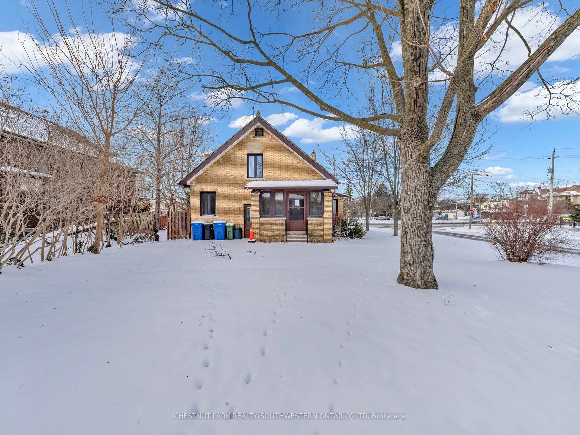 Photo 46 of 2311 University Avenue W, Windsor — HOMEH