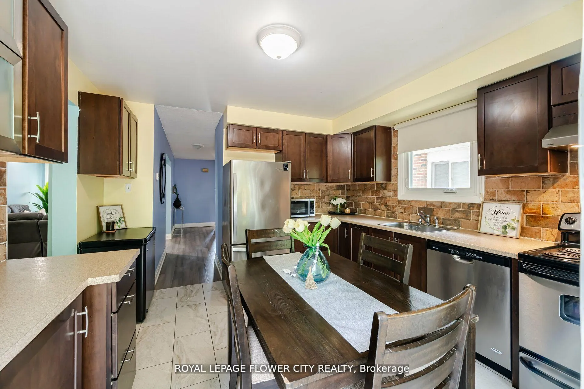 Photo 1 of 128 Fanshawe Drive, Brampton, Heart Lake West — HOMEH