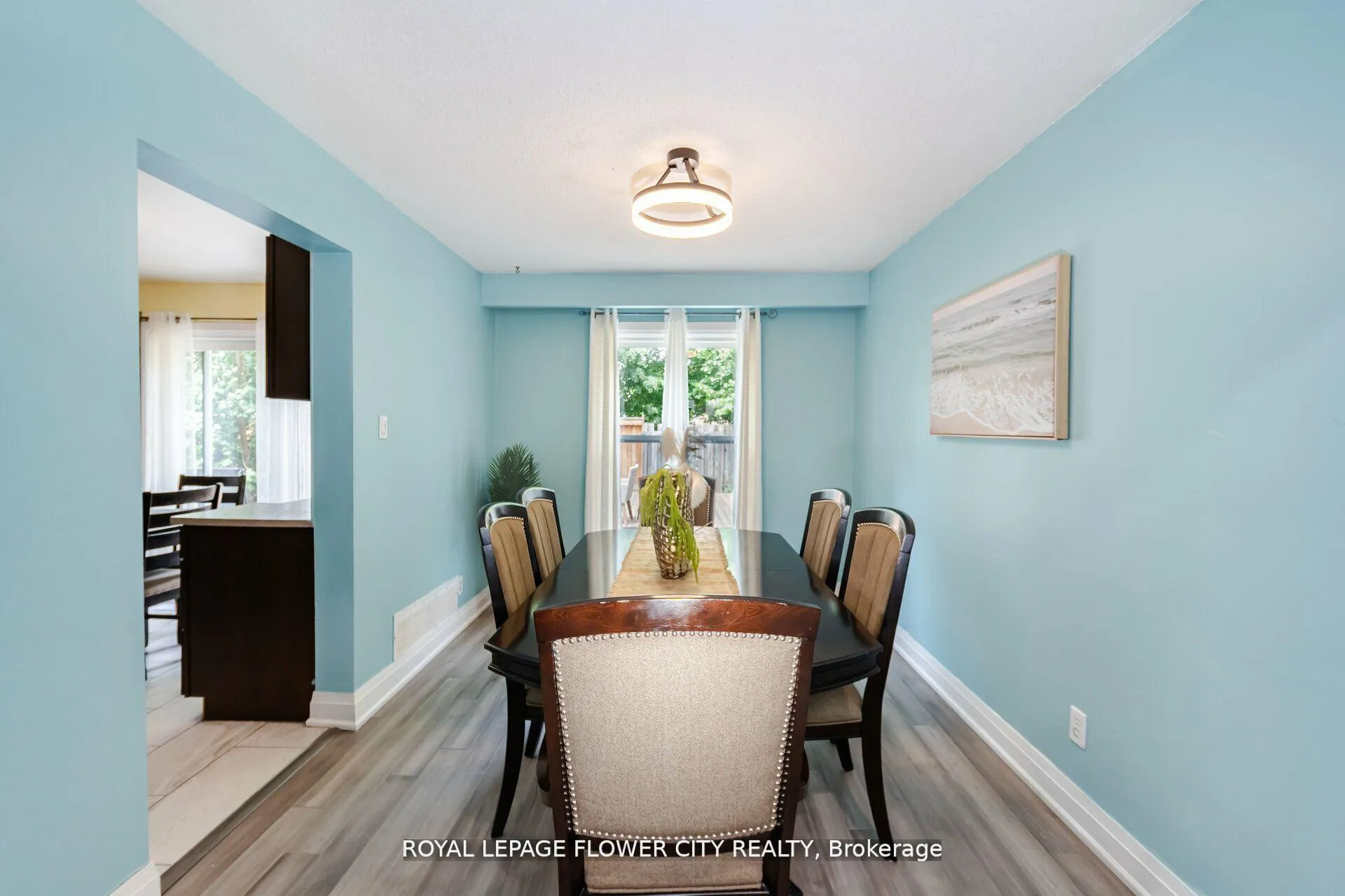 Photo 5 of 128 Fanshawe Drive, Brampton, Heart Lake West — HOMEH
