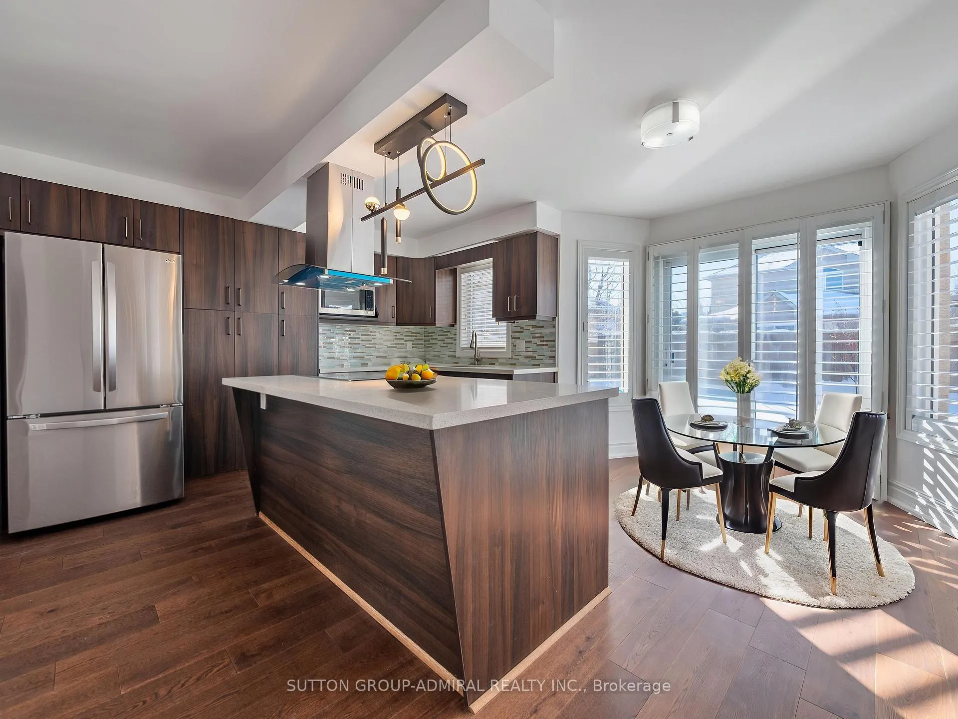 Photo 1 of 172 Kingsview Drive, Vaughan, Vellore Village — HOMEH