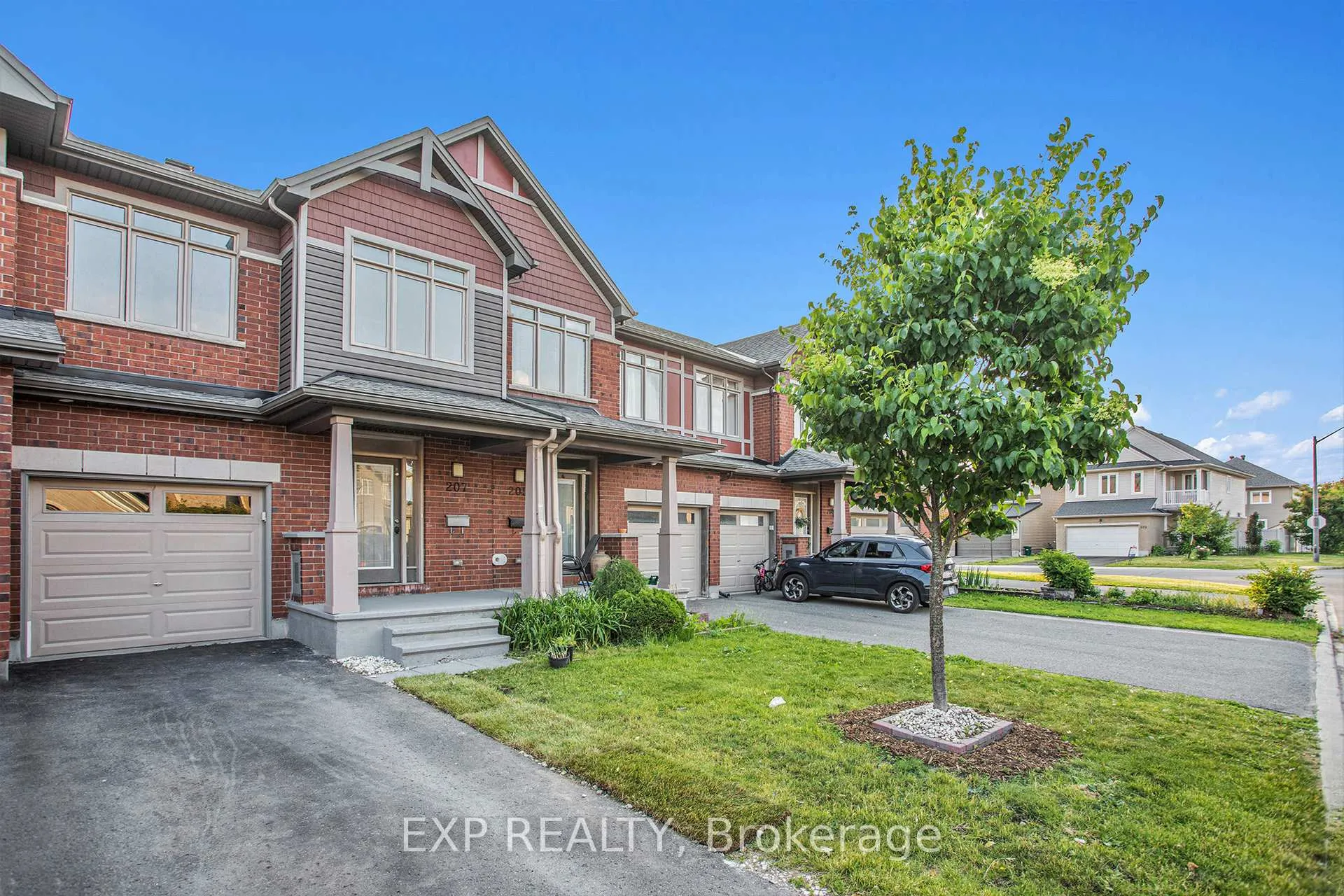 Photo 2 of 207 Vision Street, Ottawa, Riverside South/Gloucester Glen — HOMEH
