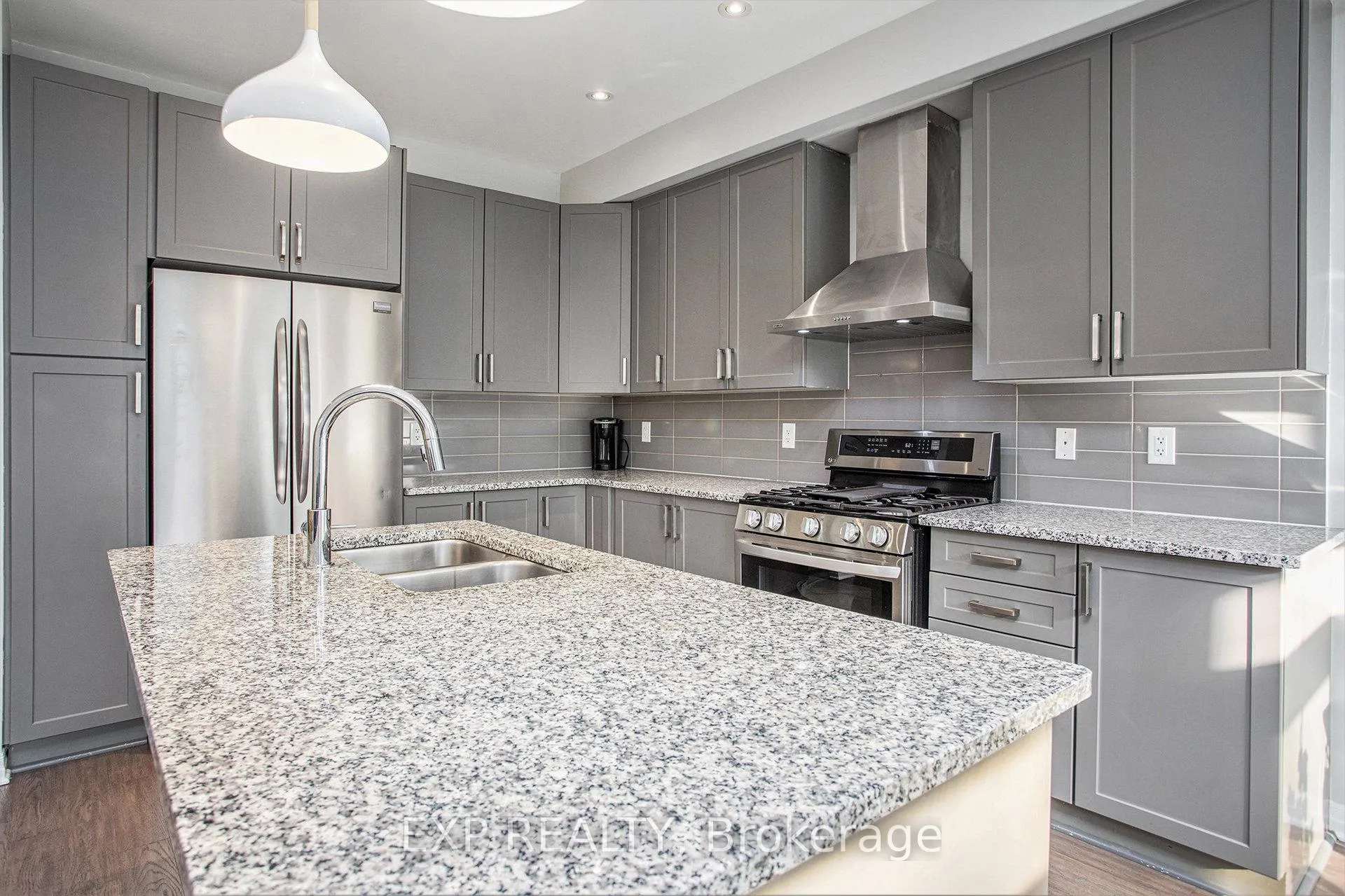 Photo 9 of 207 Vision Street, Ottawa, Riverside South/Gloucester Glen — HOMEH