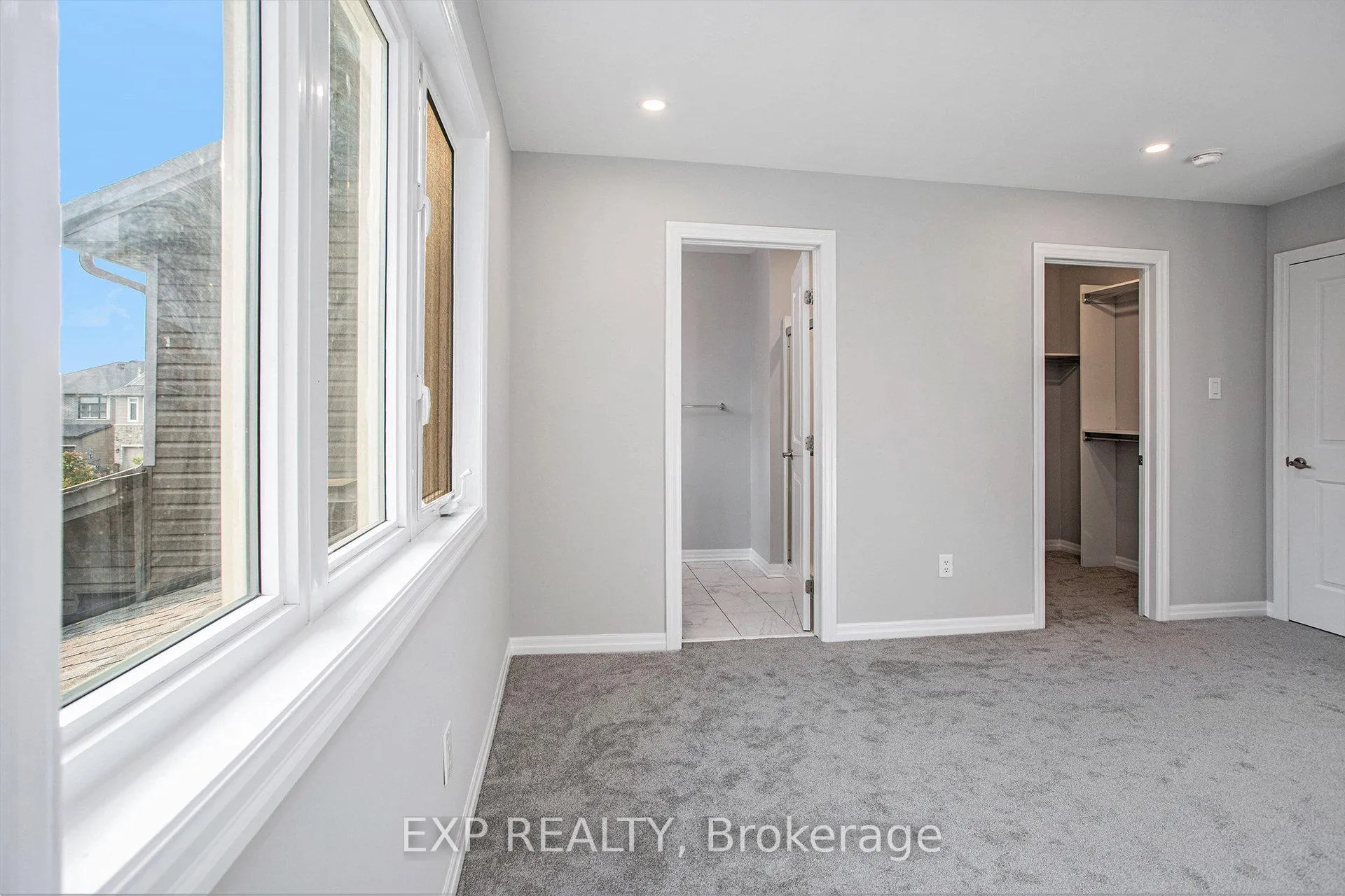 Photo 12 of 207 Vision Street, Ottawa, Riverside South/Gloucester Glen — HOMEH