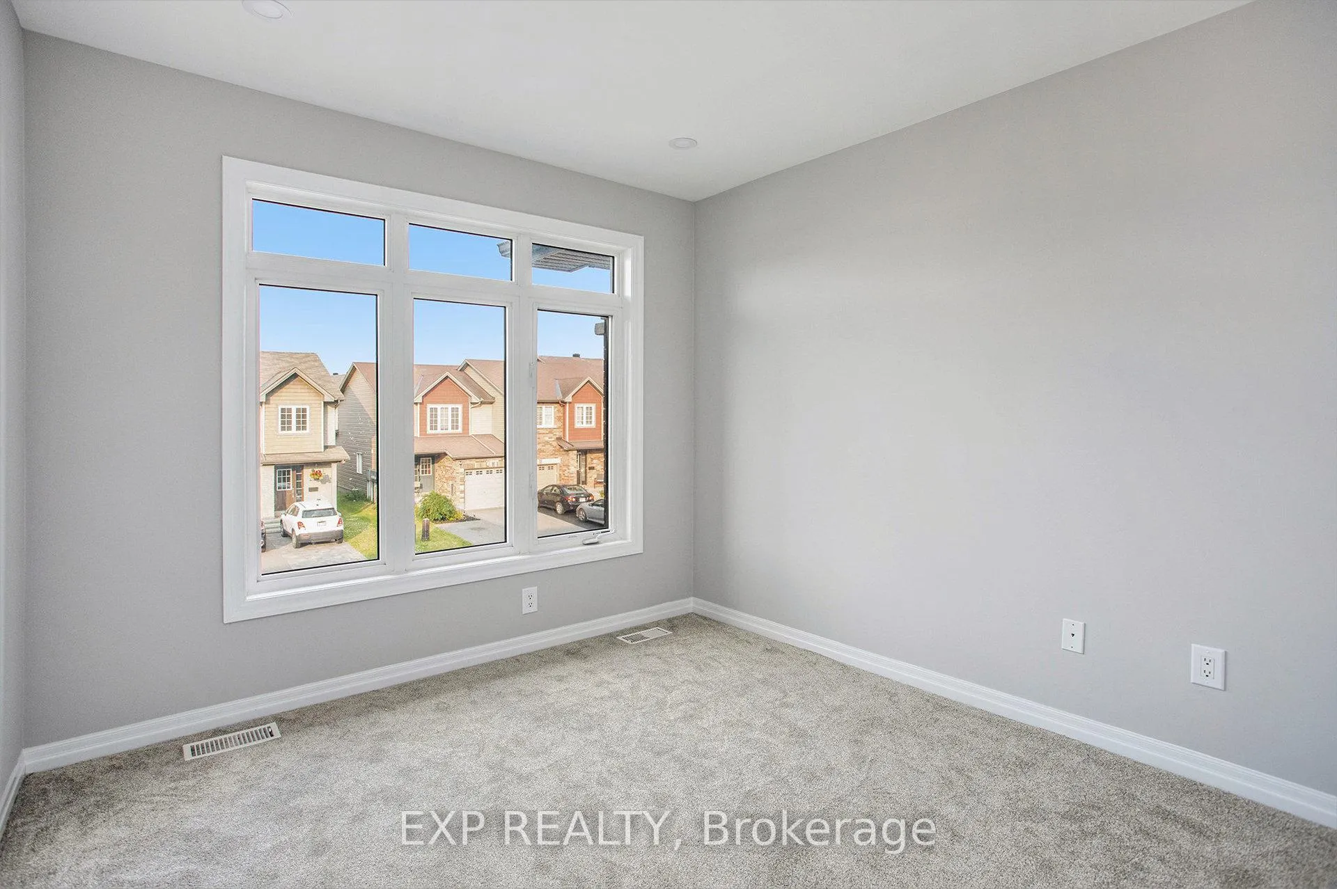 Photo 15 of 207 Vision Street, Ottawa, Riverside South/Gloucester Glen — HOMEH