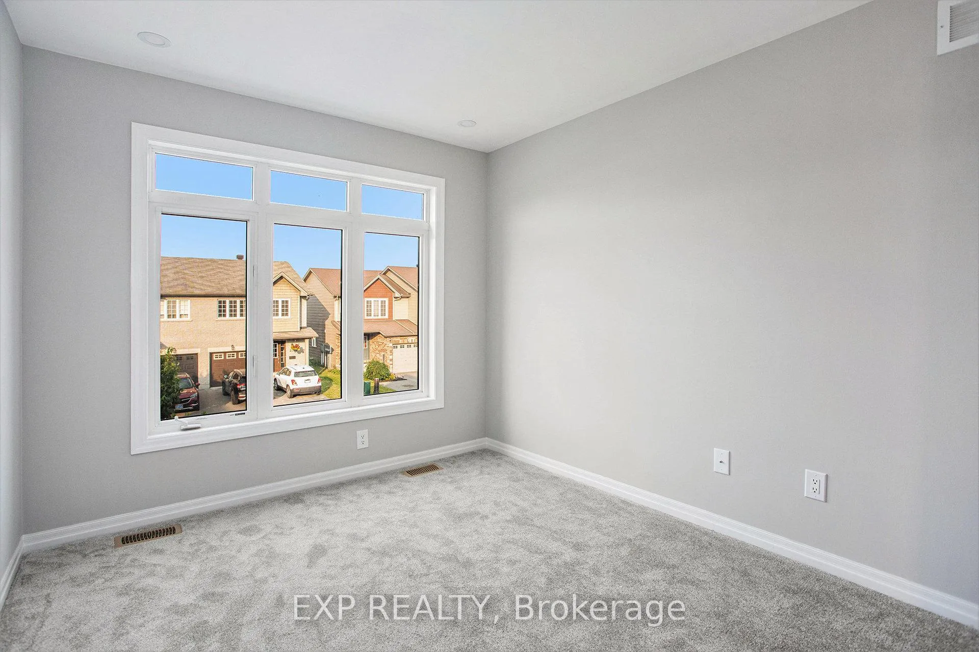 Photo 17 of 207 Vision Street, Ottawa, Riverside South/Gloucester Glen — HOMEH