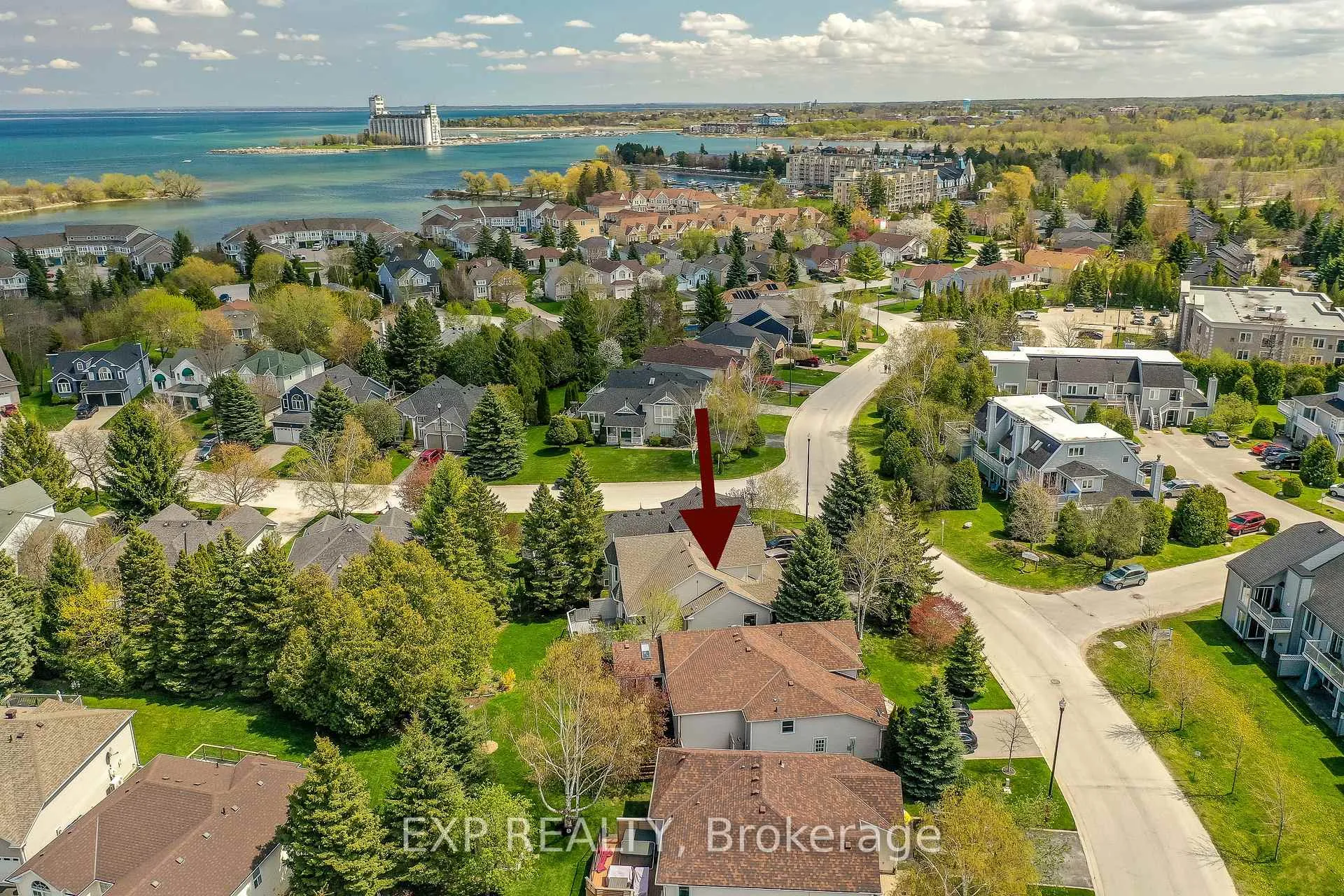 Photo 5 of 56 Trott Boulevard, Collingwood — HOMEH