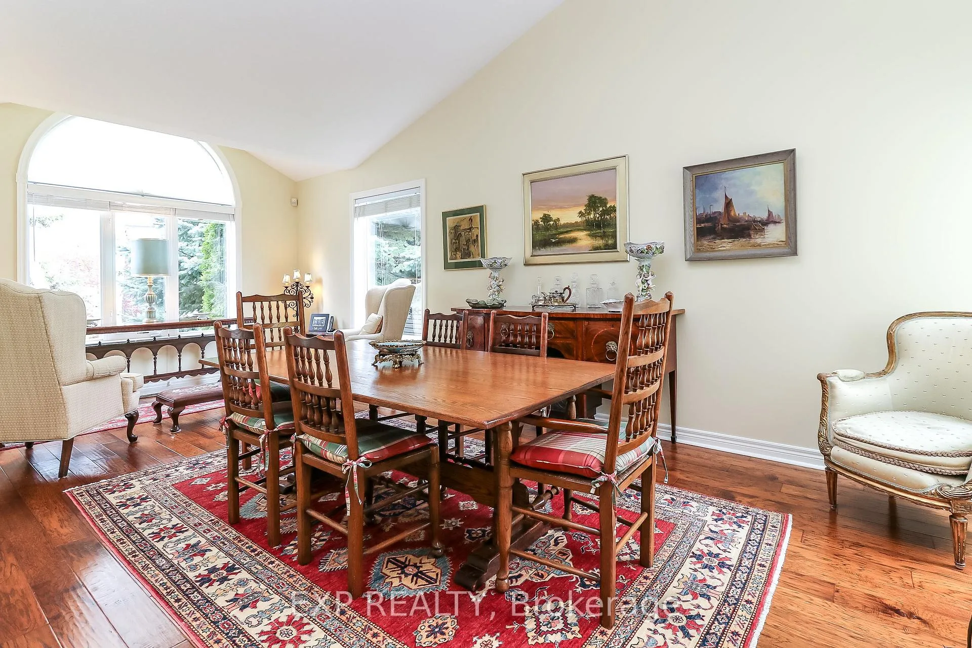 Photo 10 of 56 Trott Boulevard, Collingwood — HOMEH