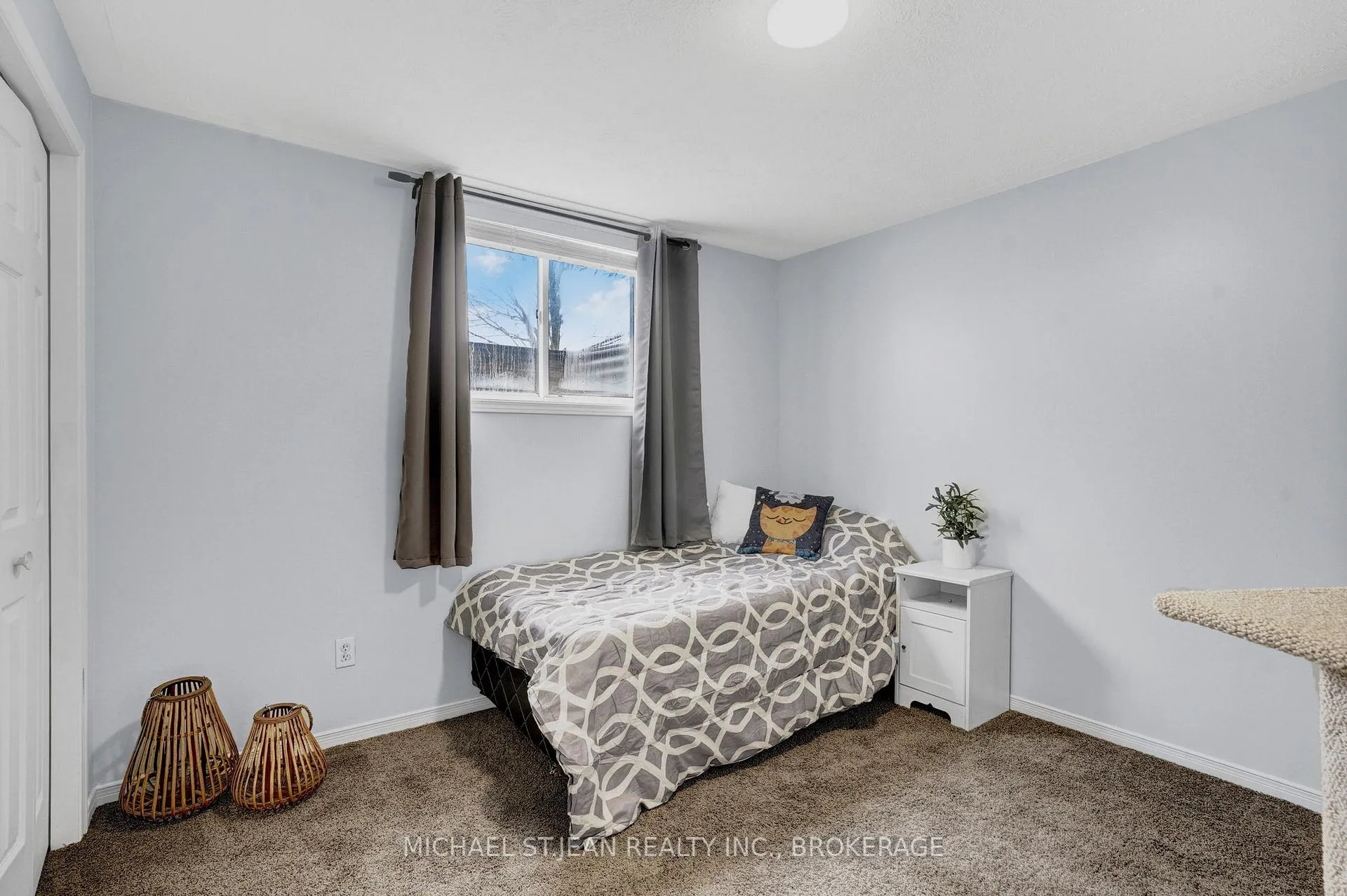 Photo 17 of 176 King Street E, Haldimand — HOMEH