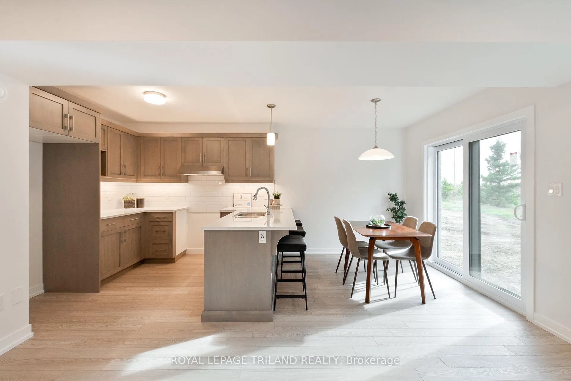 Photo 19 of 143 Styles Drive, St. Thomas — HOMEH