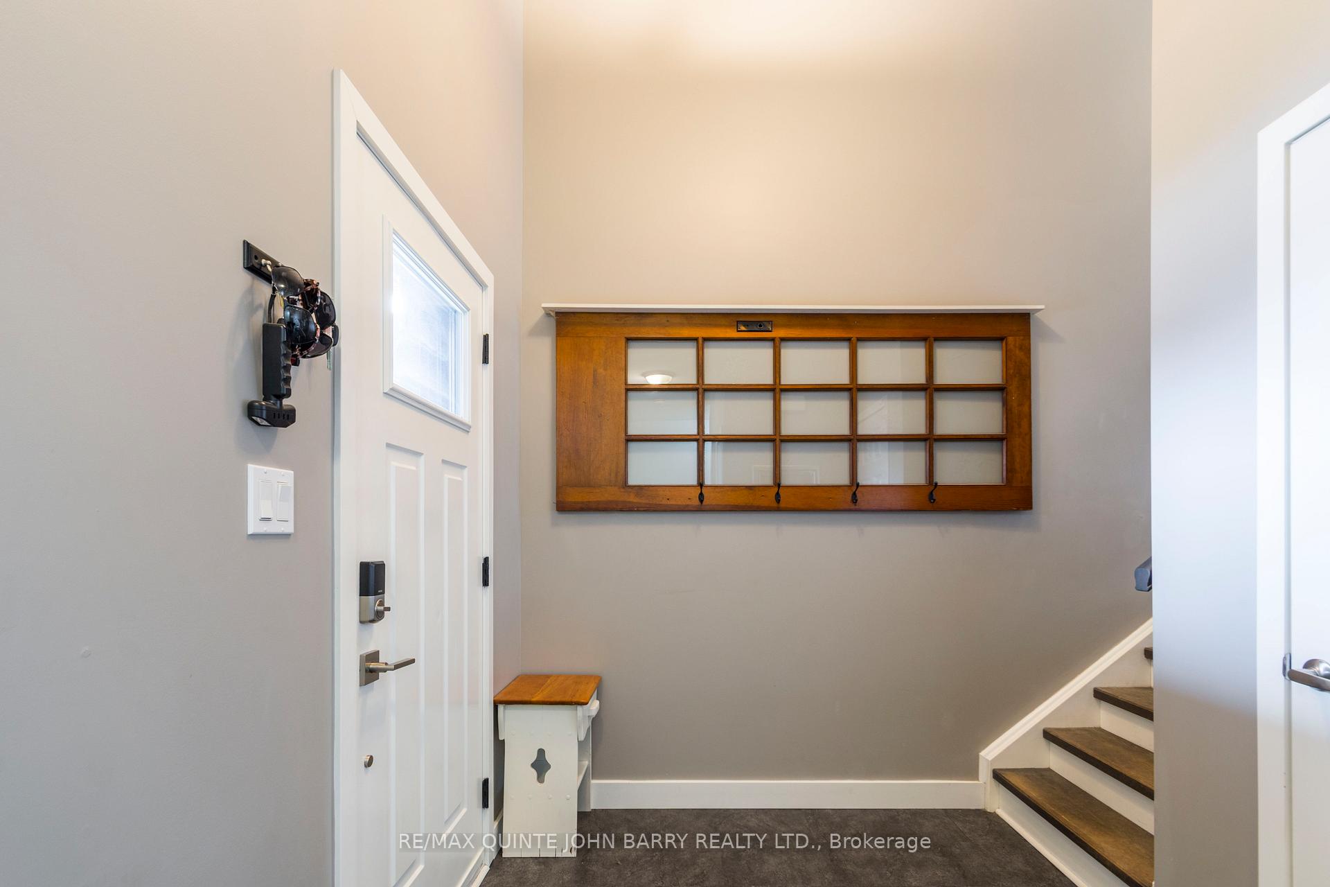 Photo 21 of 103 Dewal Place, Belleville, Belleville Ward — HOMEH