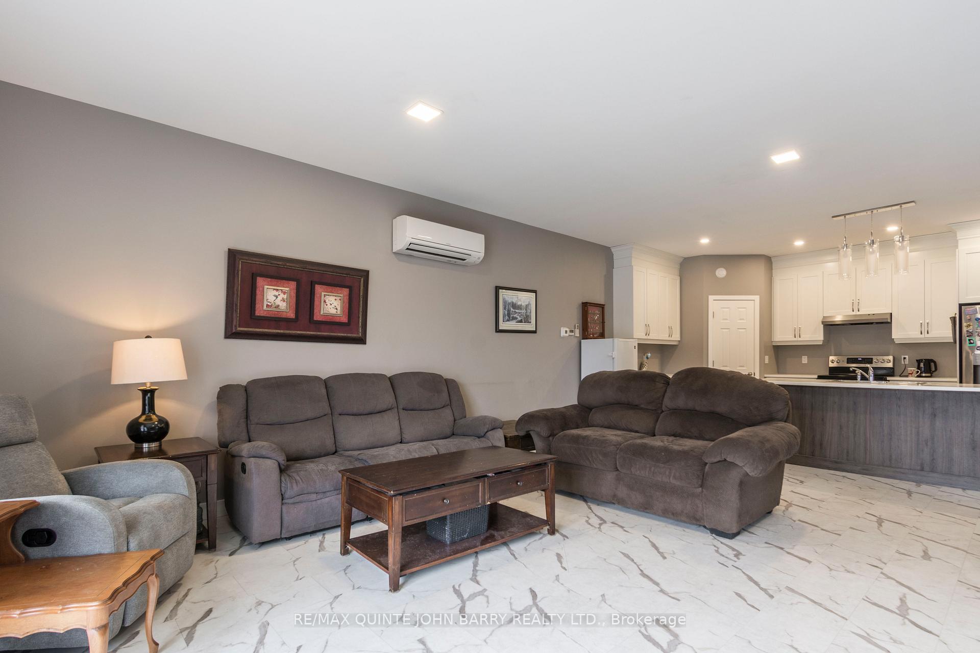 Photo 31 of 103 Dewal Place, Belleville, Belleville Ward — HOMEH