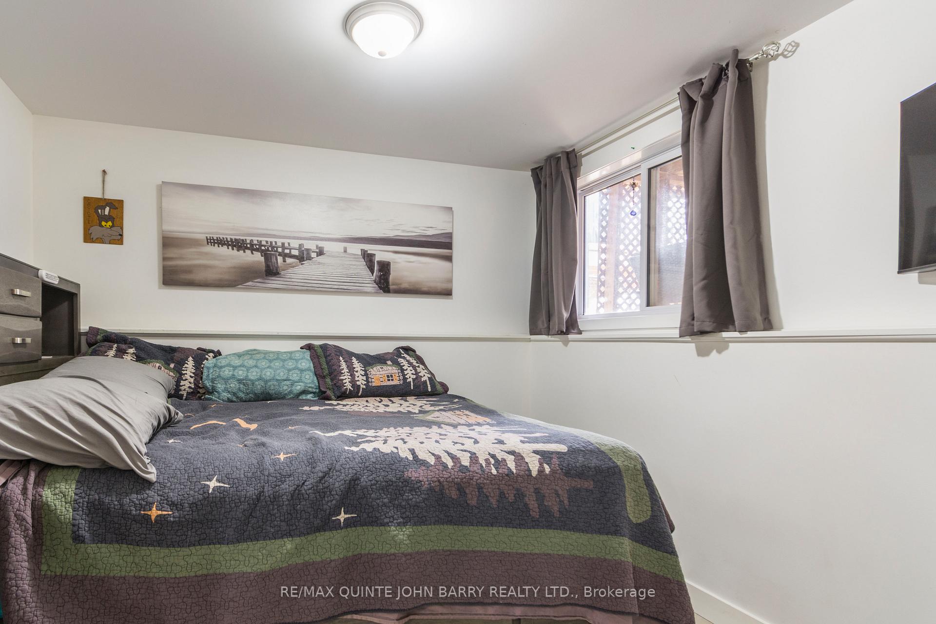 Photo 33 of 103 Dewal Place, Belleville, Belleville Ward — HOMEH