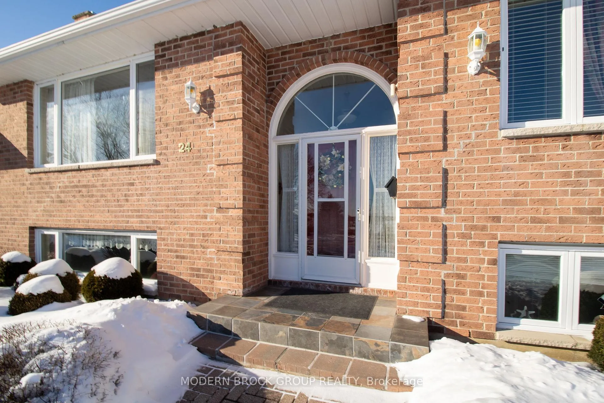 Photo 38 of 24 Bernard Crescent, Augusta, Augusta Twp — HOMEH