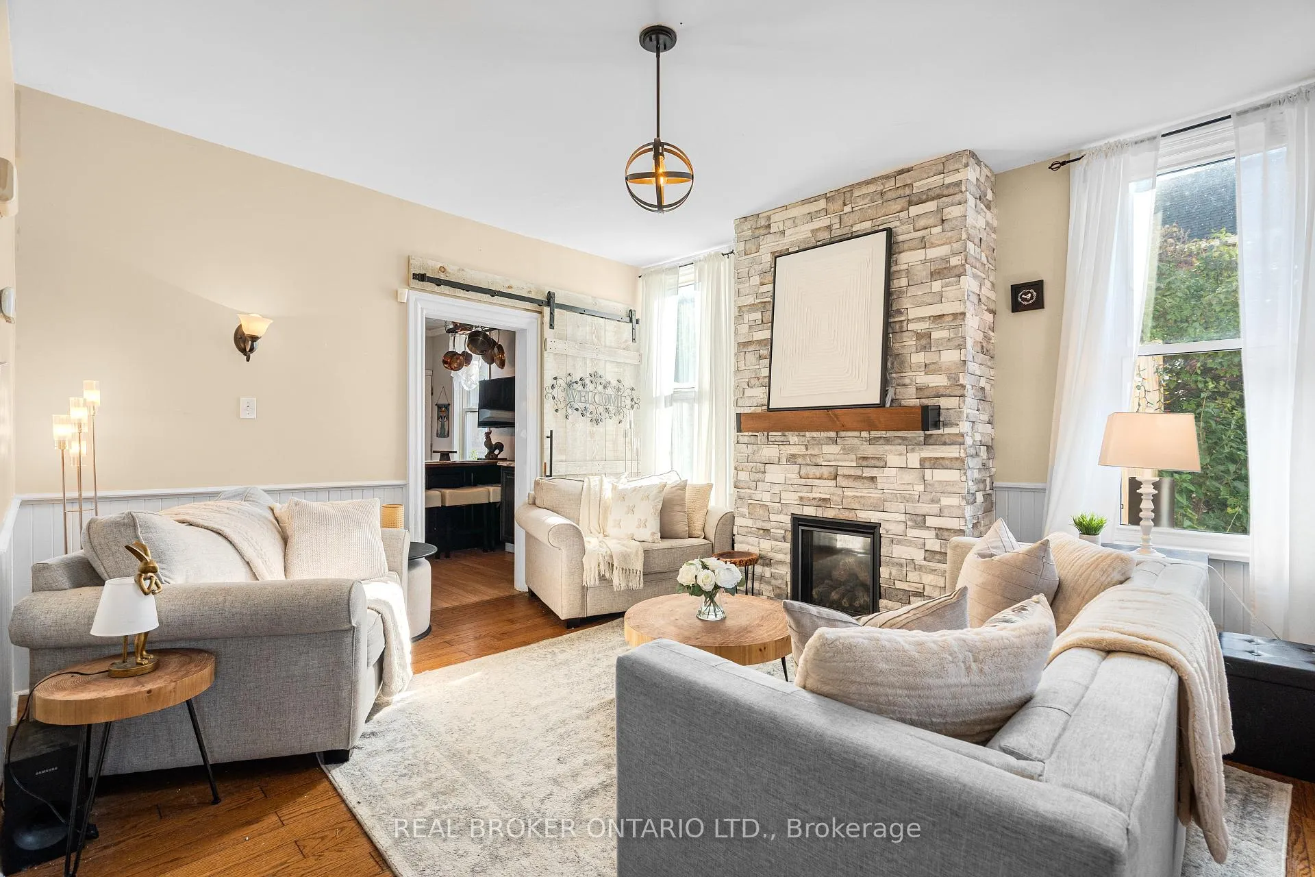 Photo 10 of 90 Emily Street, Carleton Place — HOMEH