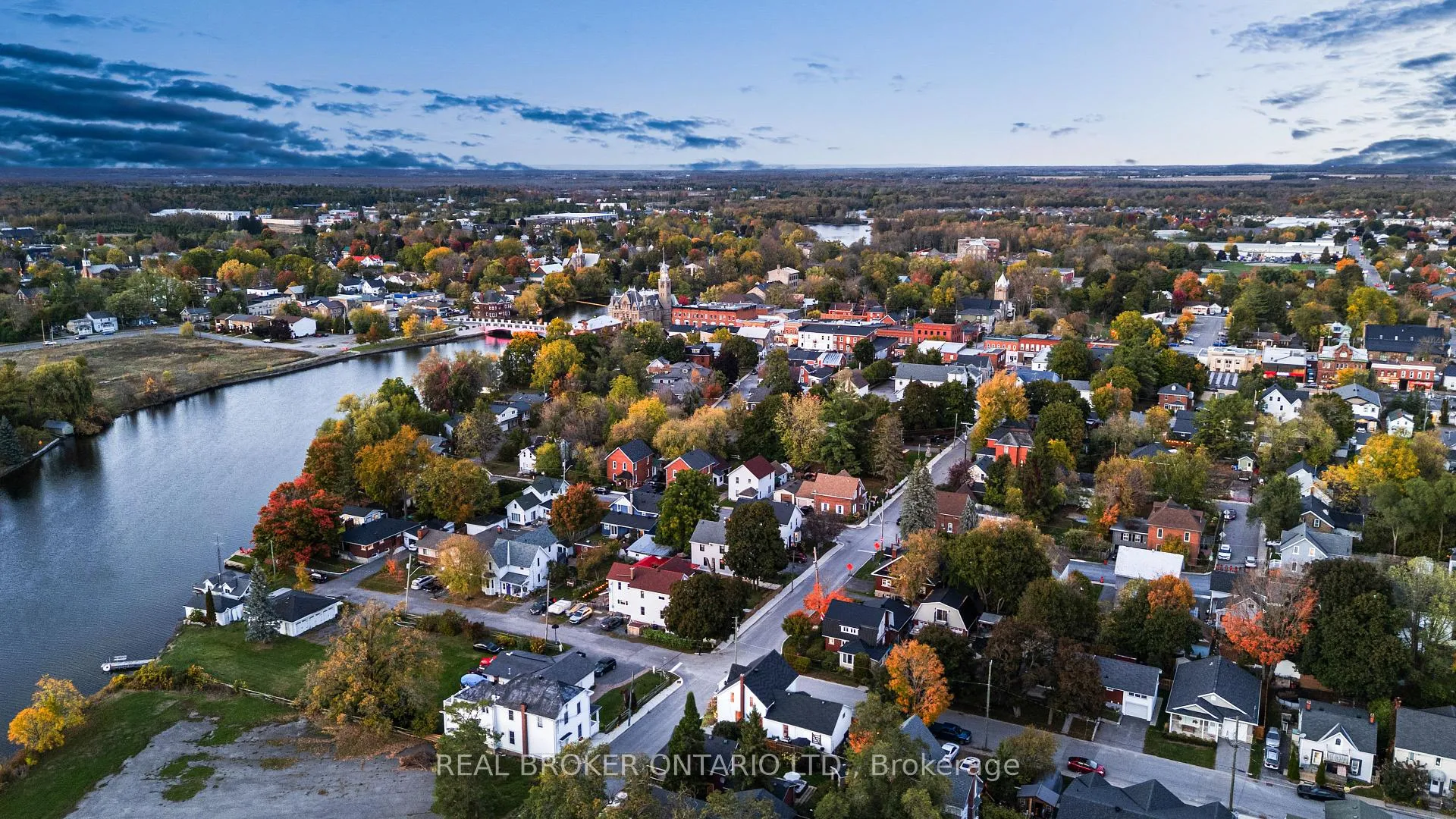 Photo 48 of 90 Emily Street, Carleton Place — HOMEH
