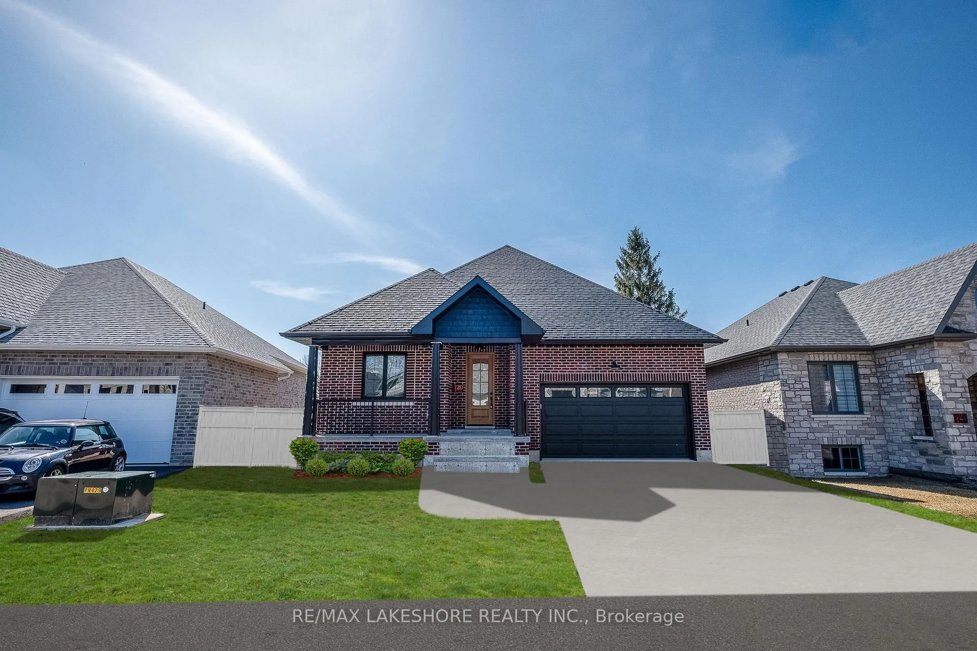 Front of 20-1000 D'Arcy Street