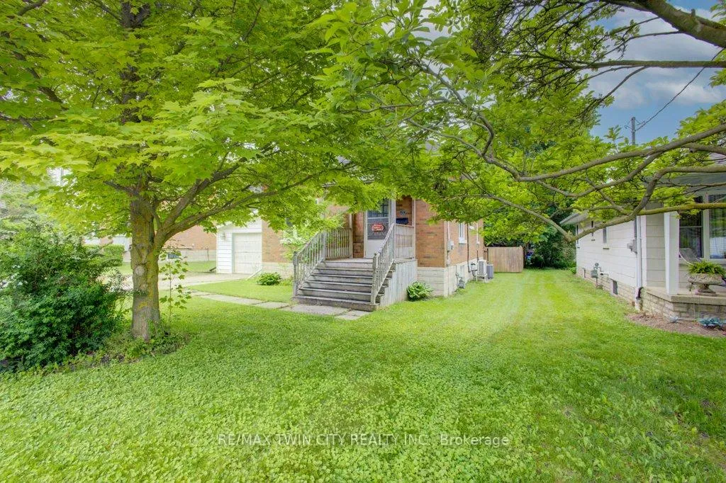 Photo 3 of 480 Elma Street, North Perth, Listowel — HOMEH